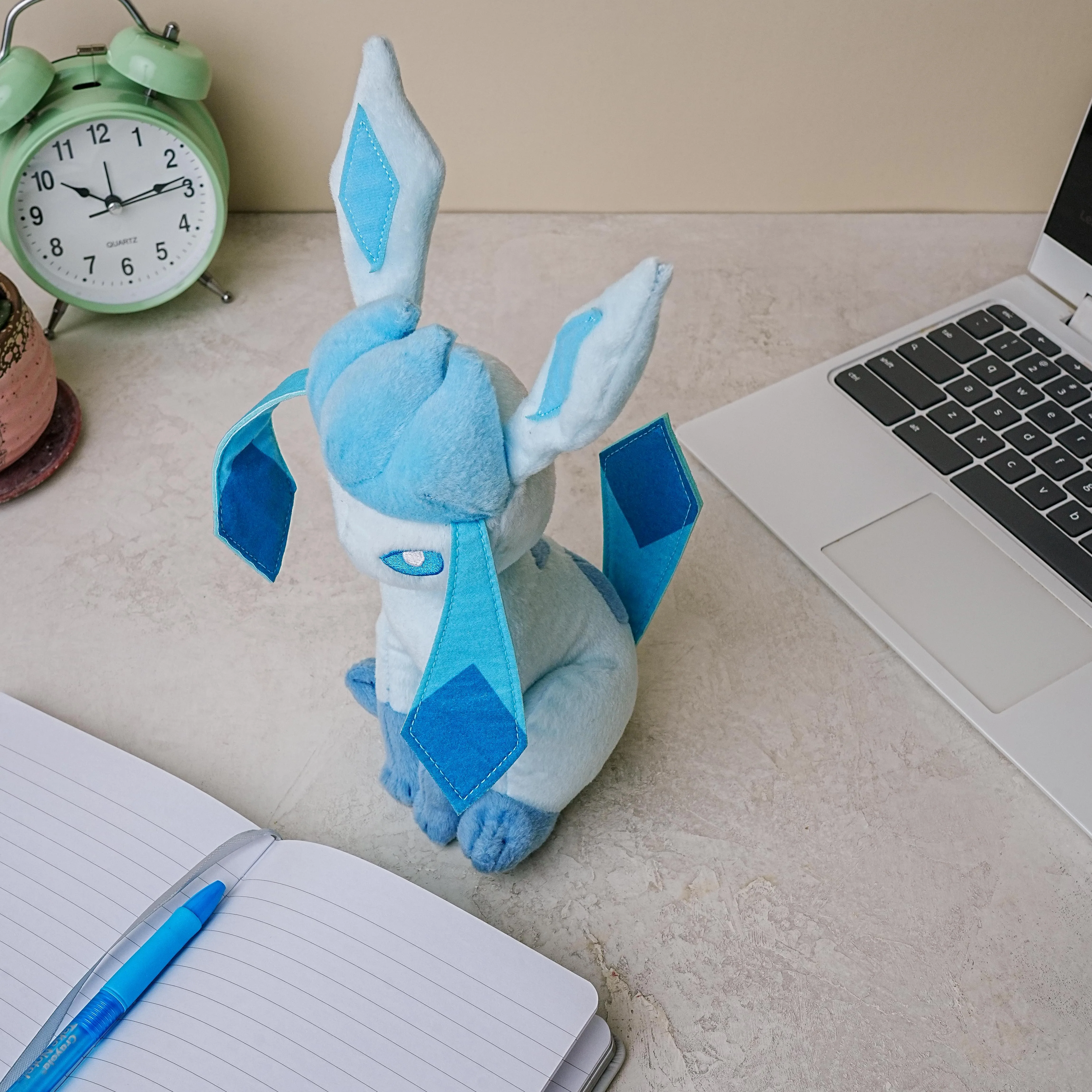 Pokemon 8 Inch Collector Plush | Glaceon - Image 7