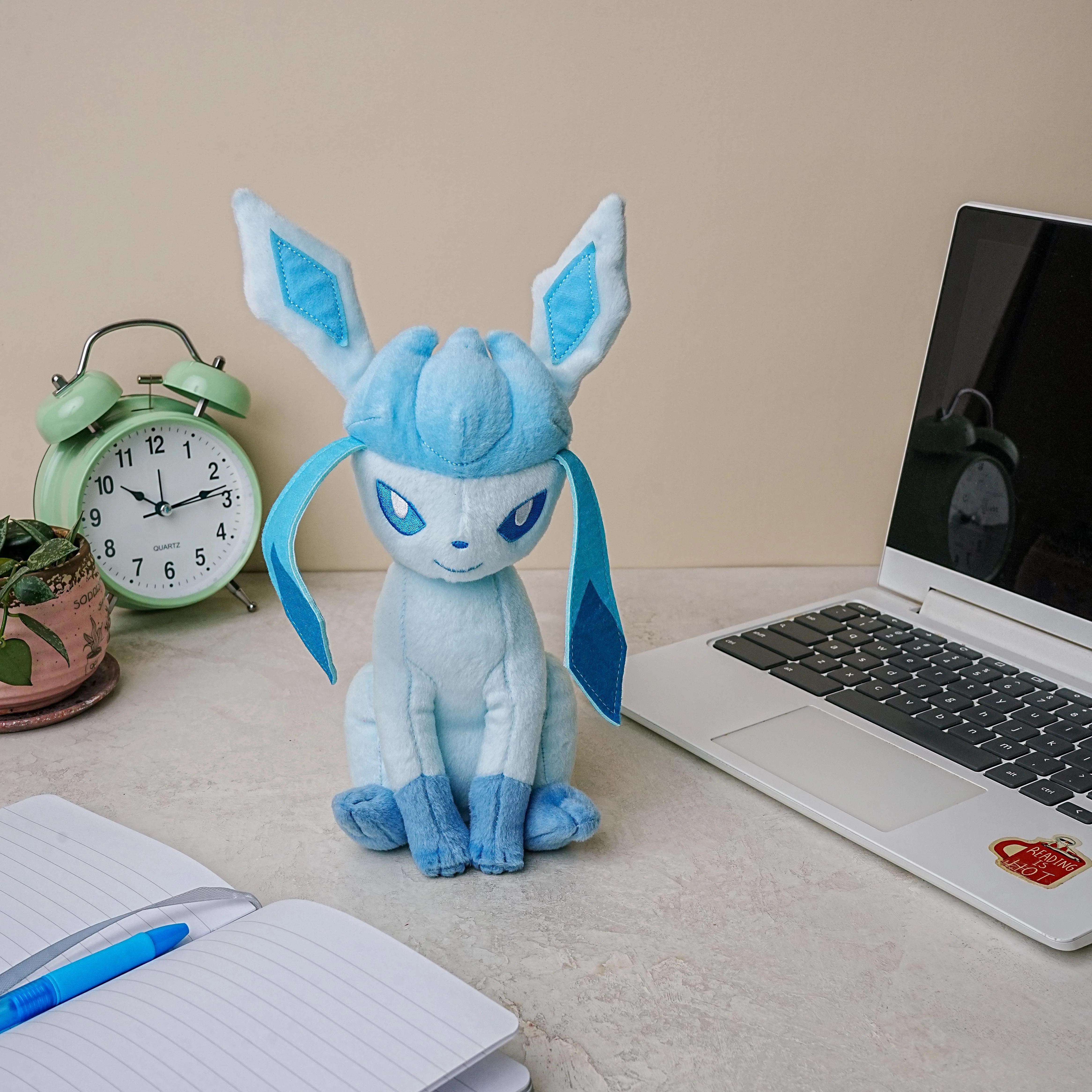 Pokemon 8 Inch Collector Plush | Glaceon - Image 8