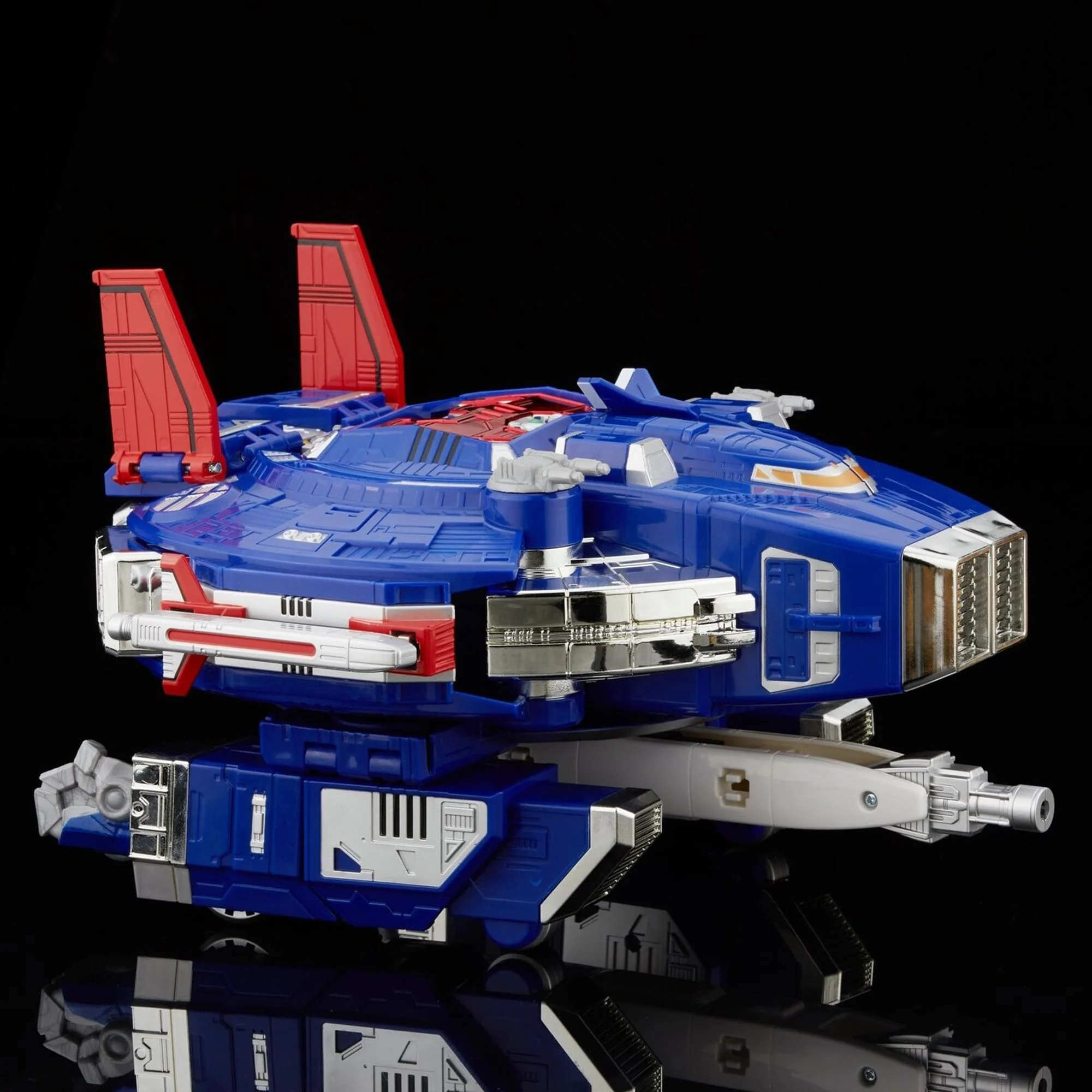 Power Rangers Lightning Collection | Astro Megazord - Image 4