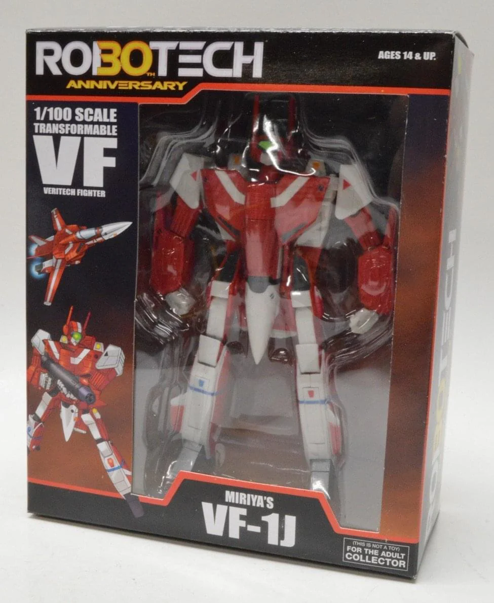 Robotech 30th Anniversary 1/100 Scale Transformables Action Figure Miriya's VF-1J