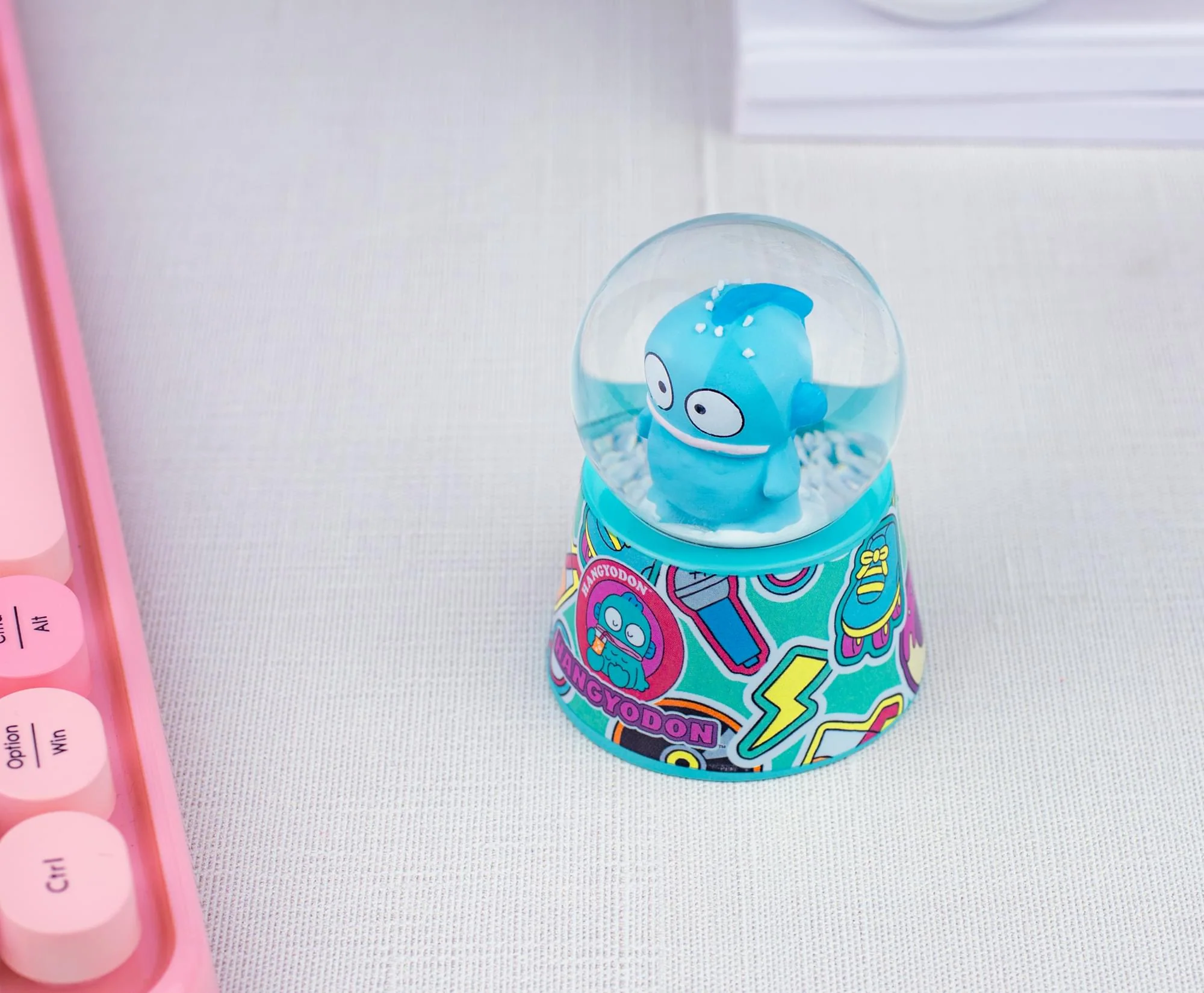 Sanrio Hangyodon 2.5-Inch Mini Snow Globe - Image 6