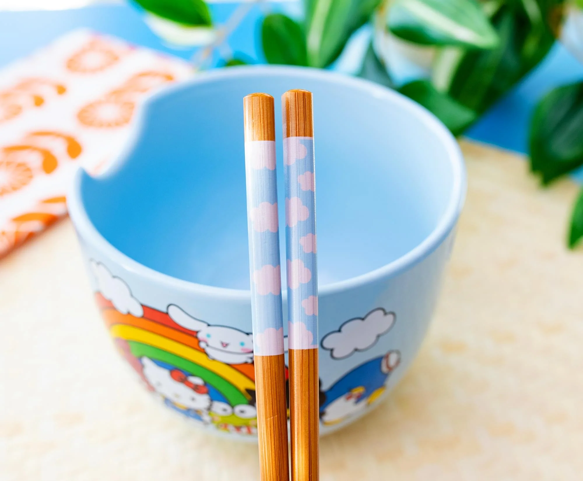 Sanrio Hello Kitty and Friends Rainbow Ceramic Ramen Bowl and Chopstick Set - Image 4