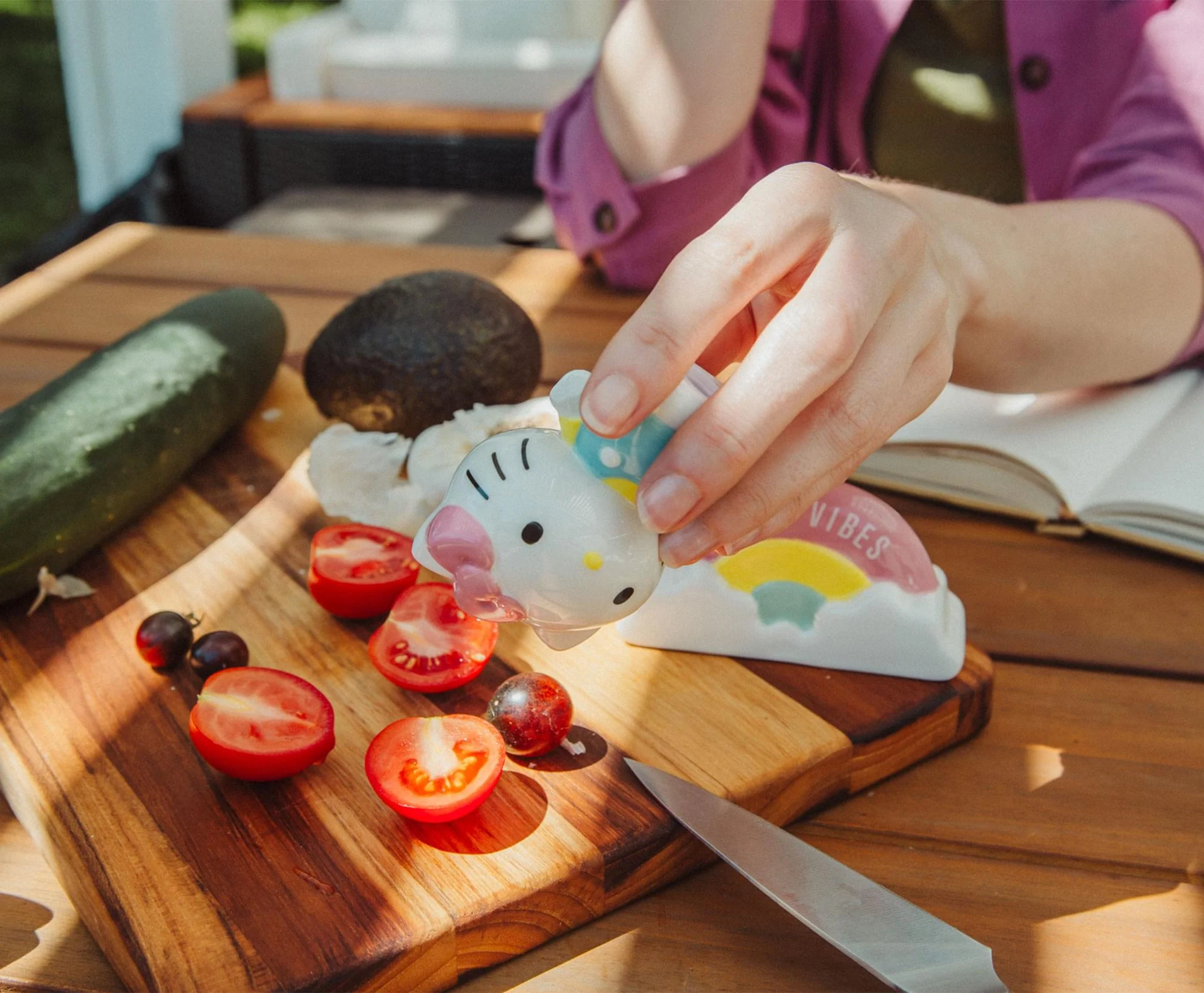 Sanrio Hello Kitty and Rainbow Ceramic Salt and Pepper Shaker Set - Image 7