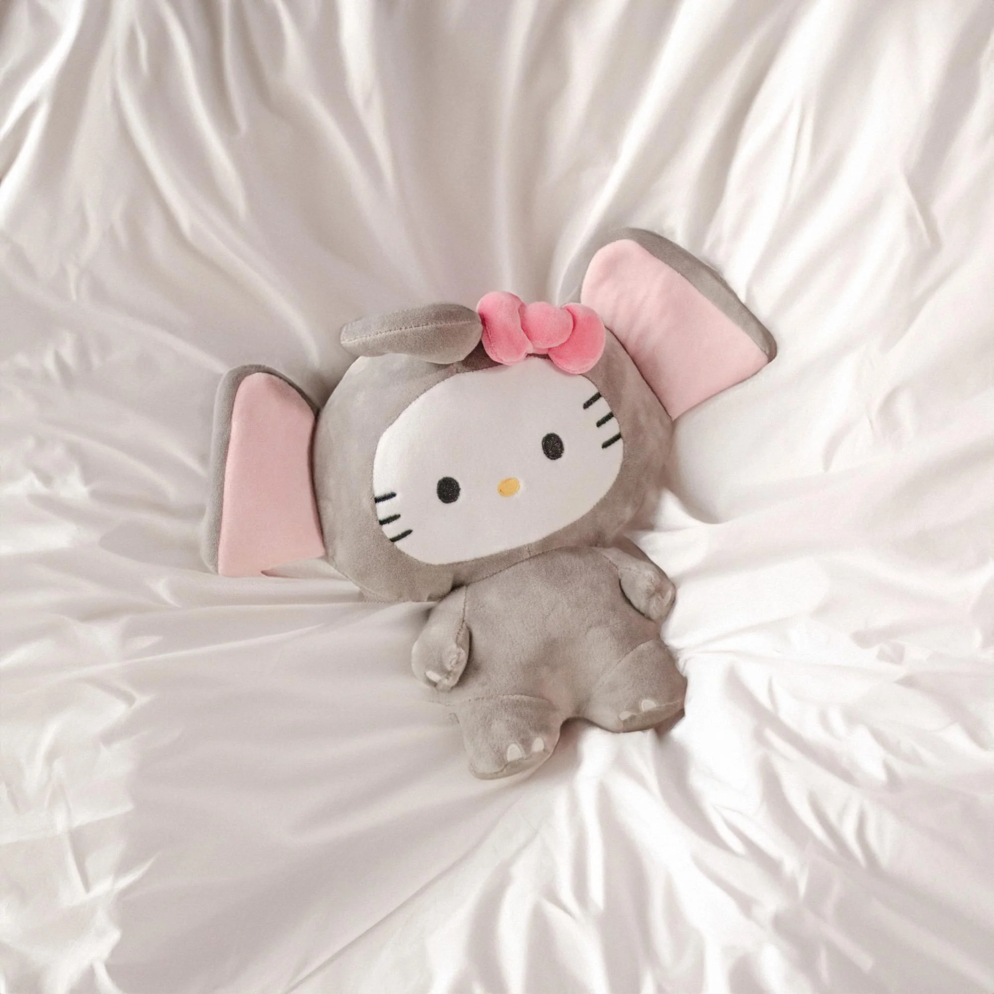 Sanrio Hello Kitty Animal Disguise 7 Inch Plush | Elephant - Image 3