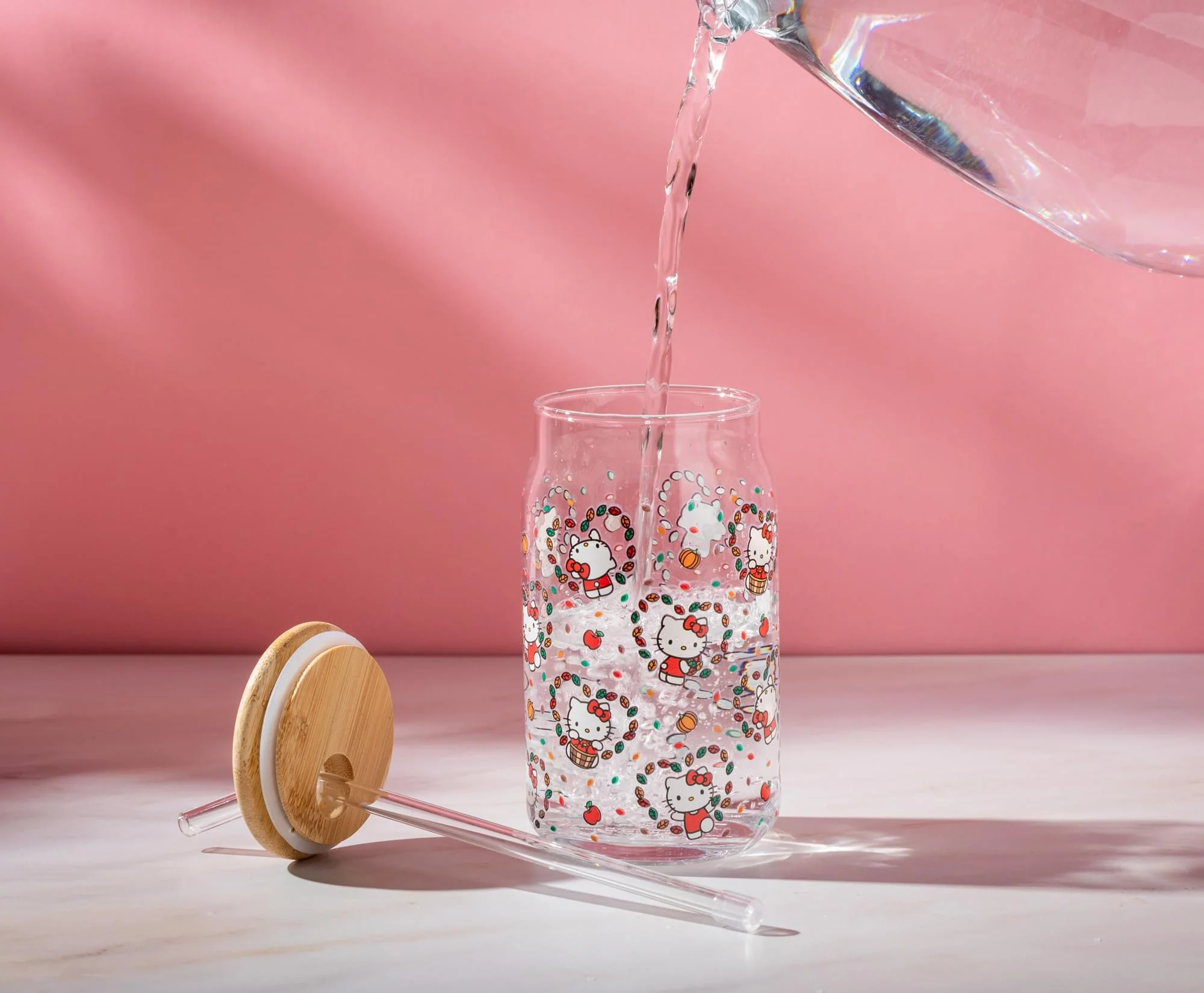 Sanrio Hello Kitty Fall Leaves 16-Ounce Glass Tumbler With Bamboo Lid and Straw - Image 7