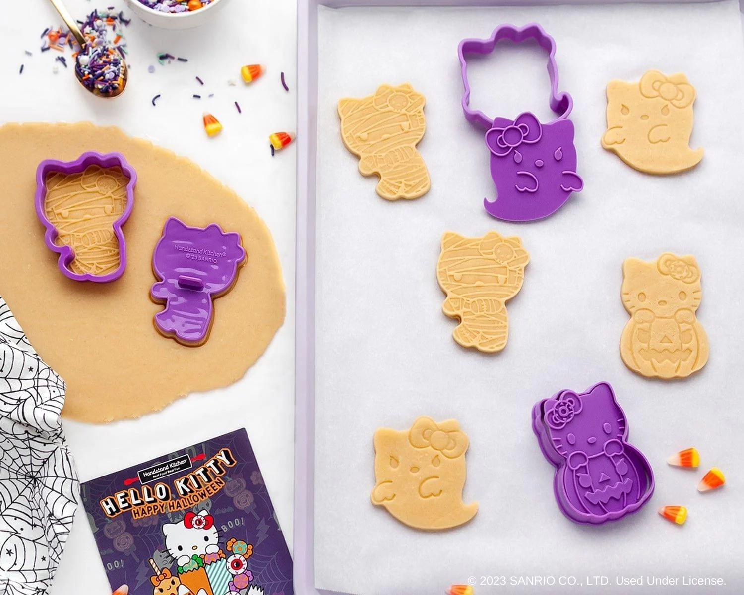 Sanrio Hello Kitty Halloween 50-Piece Cookie Stamp and Frosting Set - Image 4