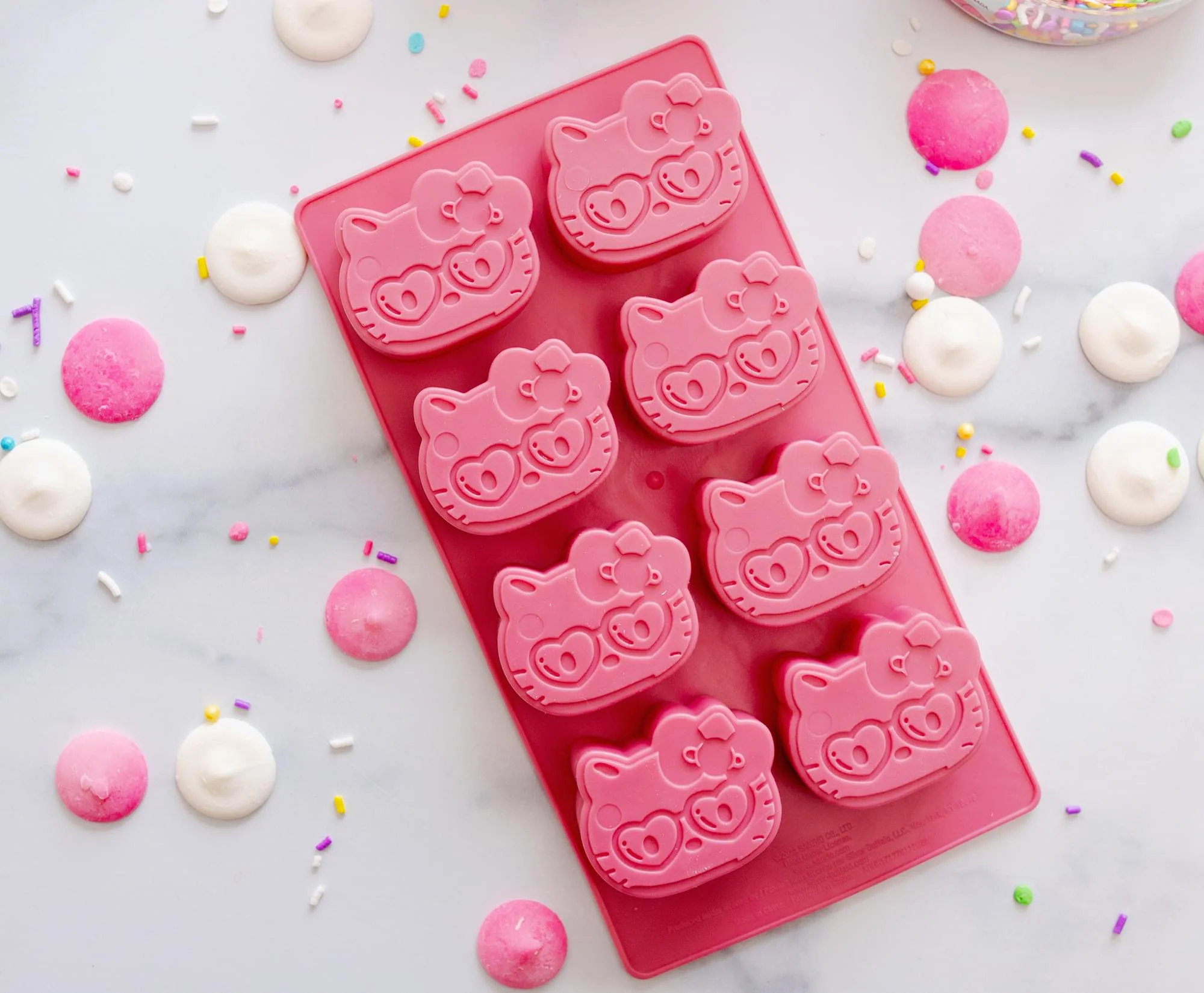 Sanrio Hello Kitty Hearts Silicone Ice Cube Tray | Makes 8 Cubes - Image 4