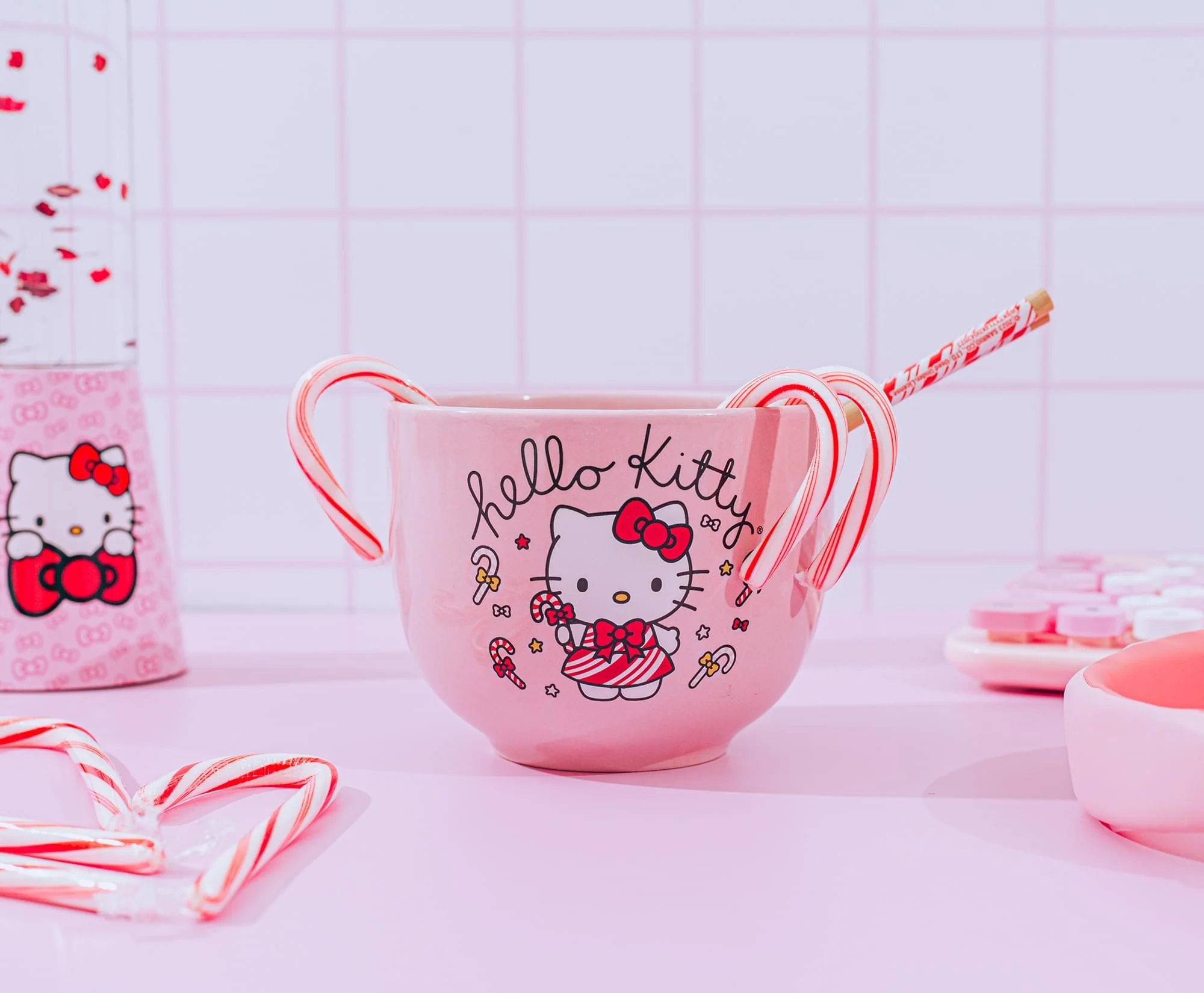 Sanrio Hello Kitty Holiday 20-Ounce Ceramic Ramen Bowl and Chopstick Set - Image 9