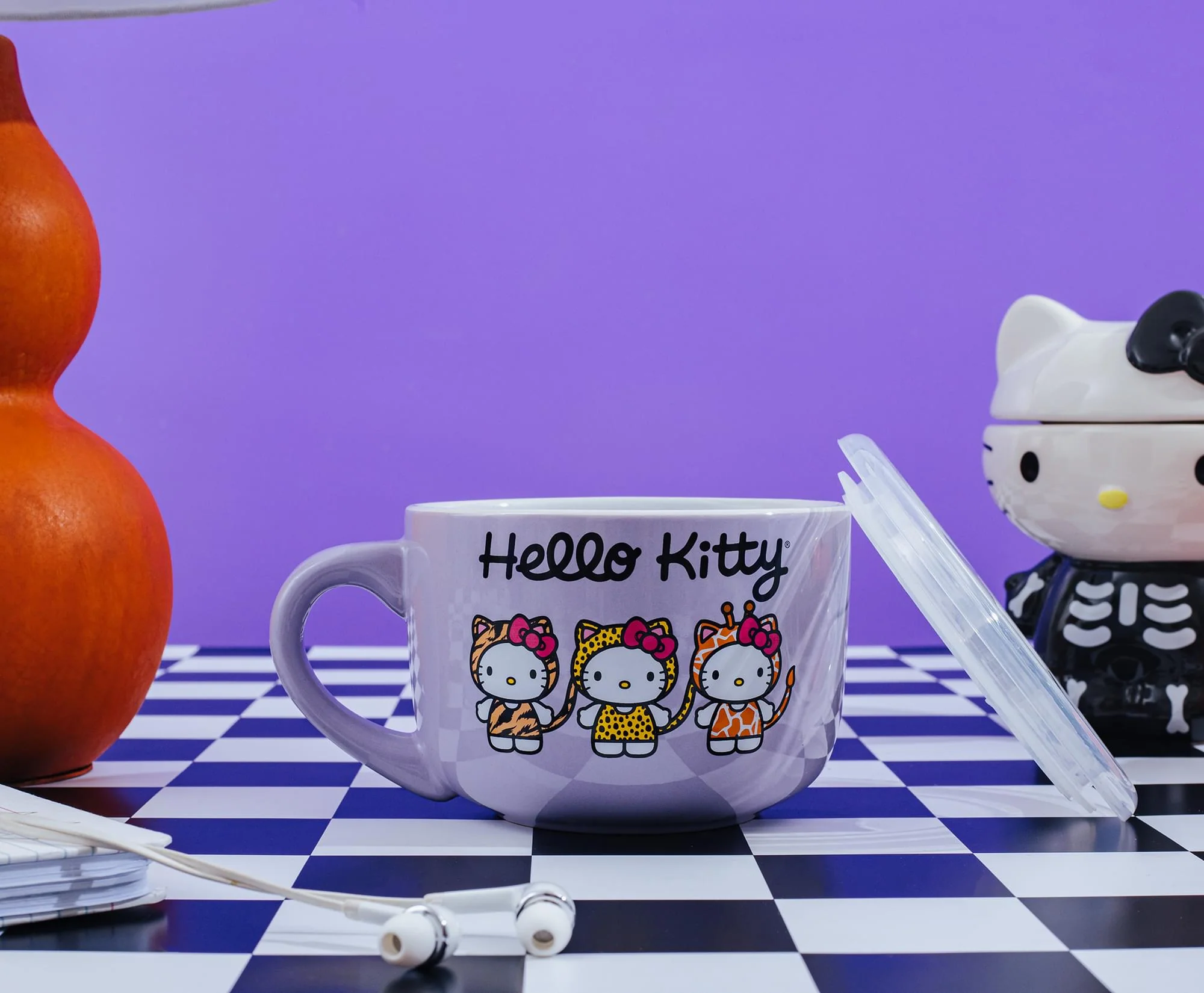 Sanrio Hello Kitty Jungle Animals 24-Ounce Ceramic Soup Mug With Vented Lid - Image 4