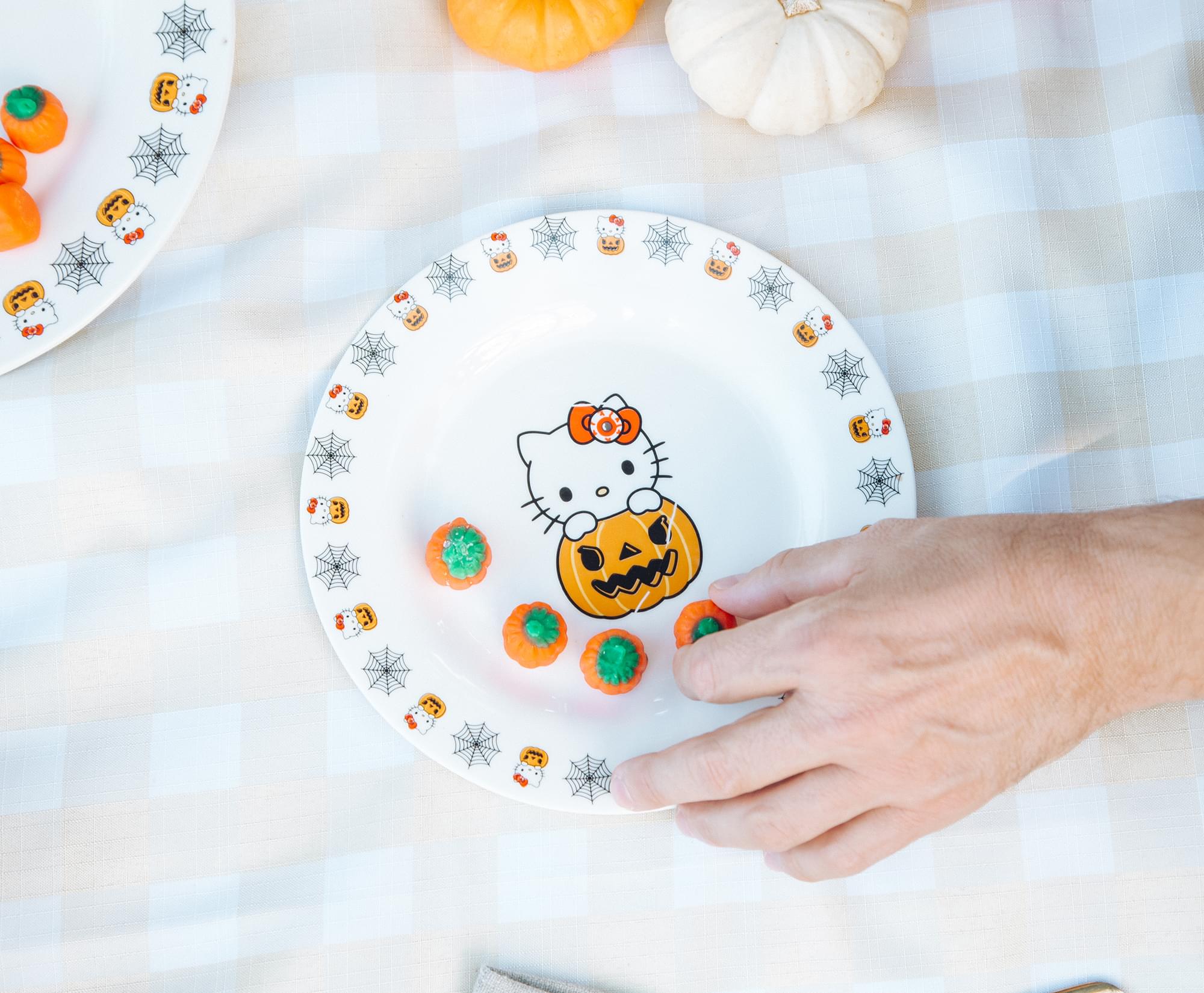 Sanrio Hello Kitty Pumpkin Boo 8-Inch Ceramic Dinner Plate - Image 3