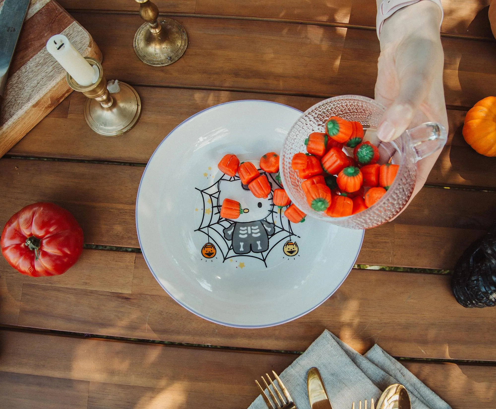 Sanrio Hello Kitty Skeleton Web 9-Inch Ceramic Coupe Dinner Bowl - Image 3