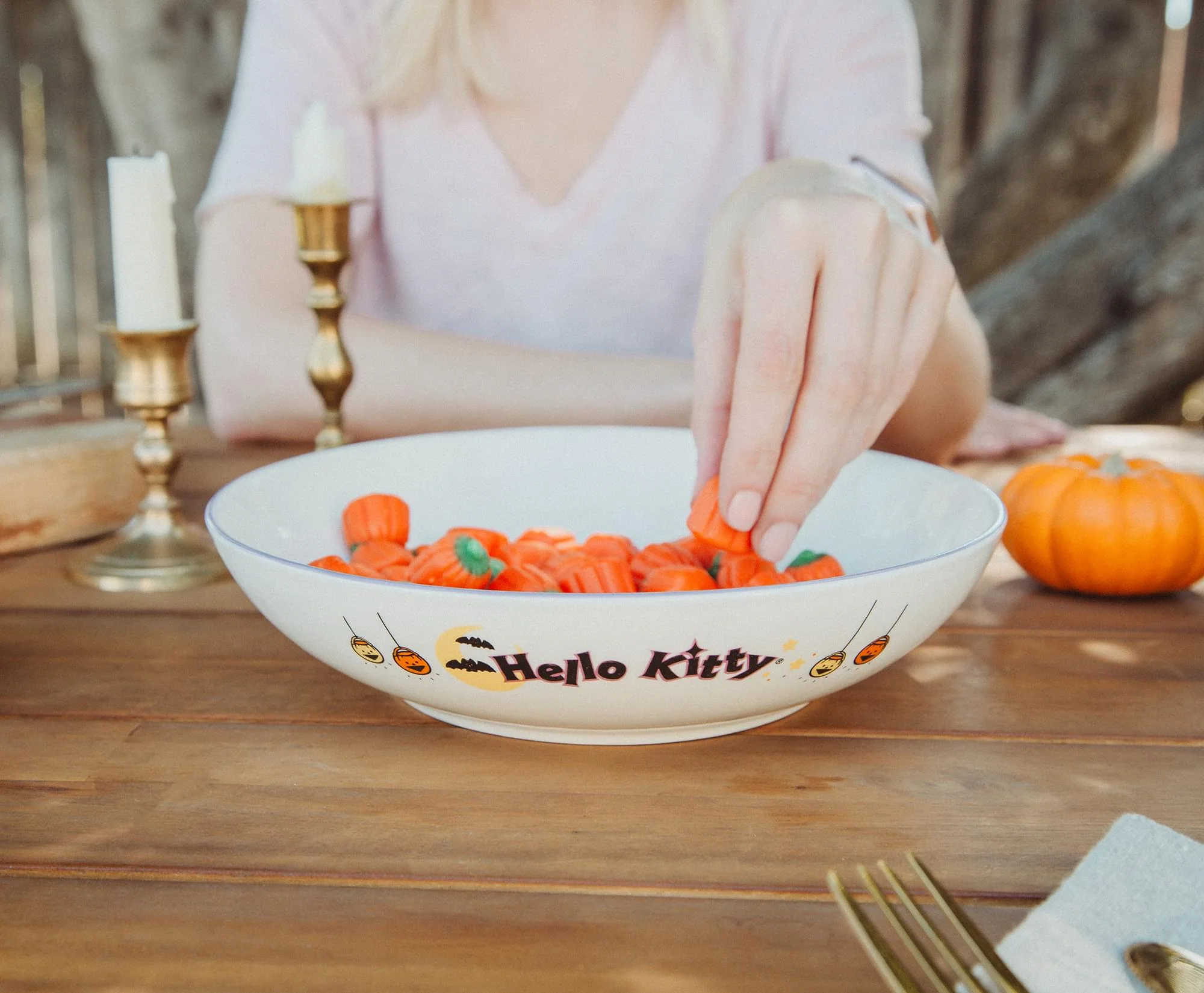 Sanrio Hello Kitty Skeleton Web 9-Inch Ceramic Coupe Dinner Bowl - Image 4