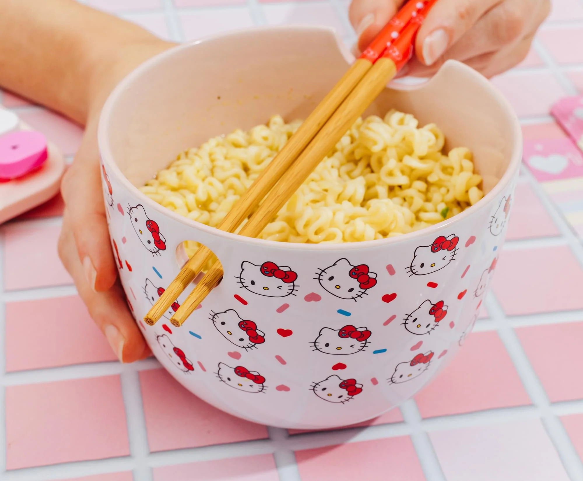 Sanrio Hello Kitty Sprinkles 20-Ounce Ramen Bowl, Chopsticks, and Spoon Set - Image 7