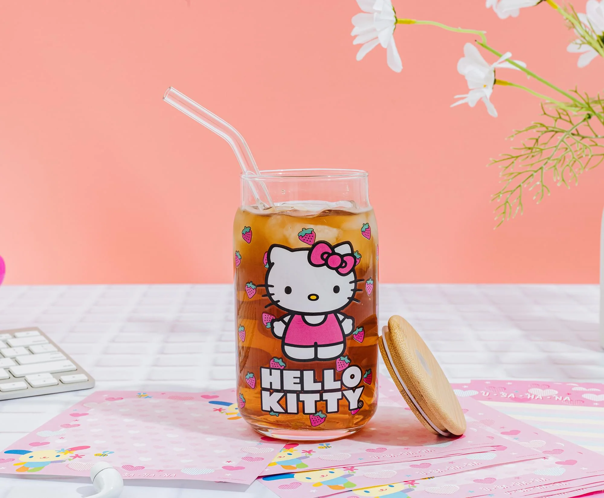 Sanrio Hello Kitty Strawberry 16-Ounce Glass Tumbler With Bamboo Lid and Straw - Image 8