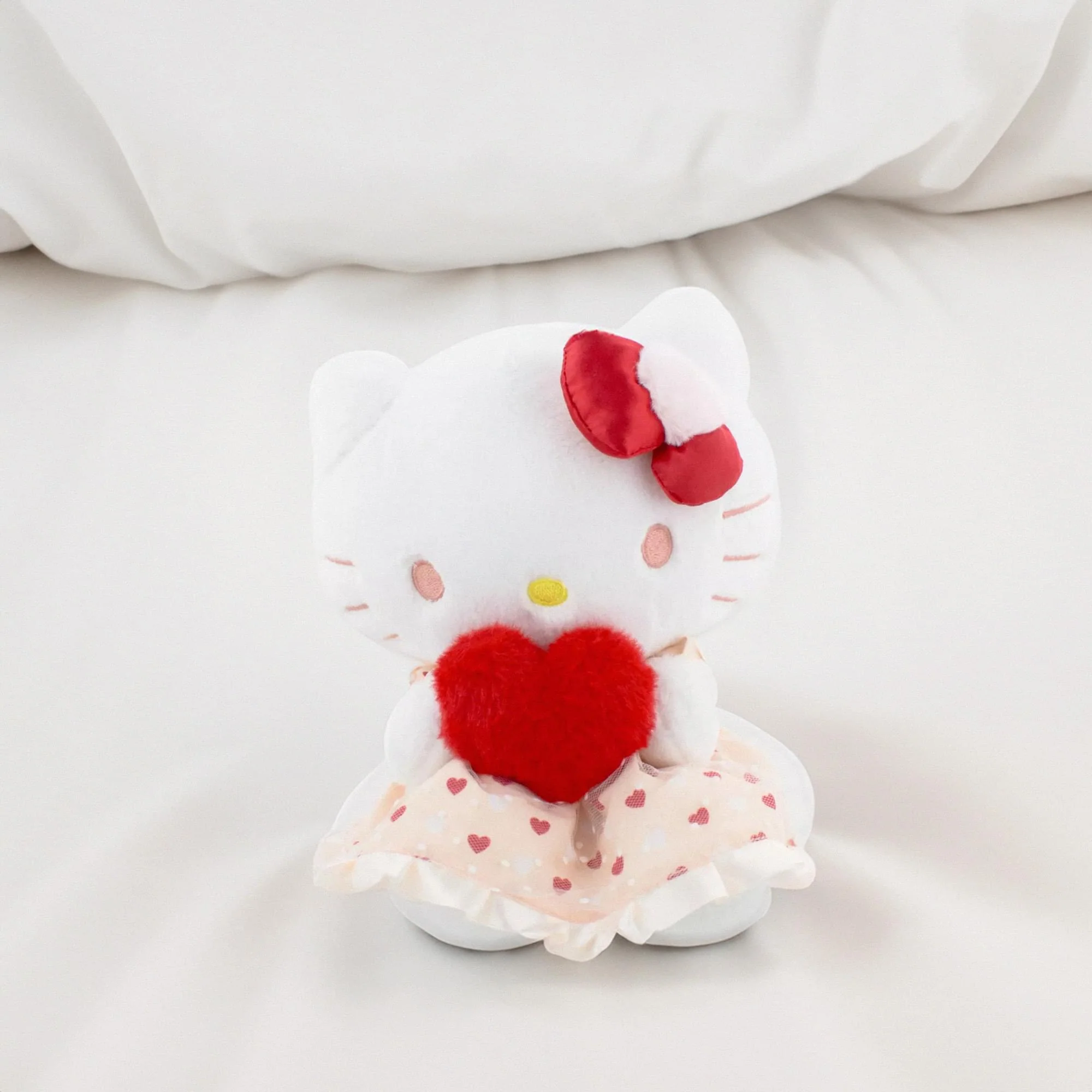 Sanrio Hello Kitty Valentine's Day Heartbeat 9.5 Inch Plush - Image 5