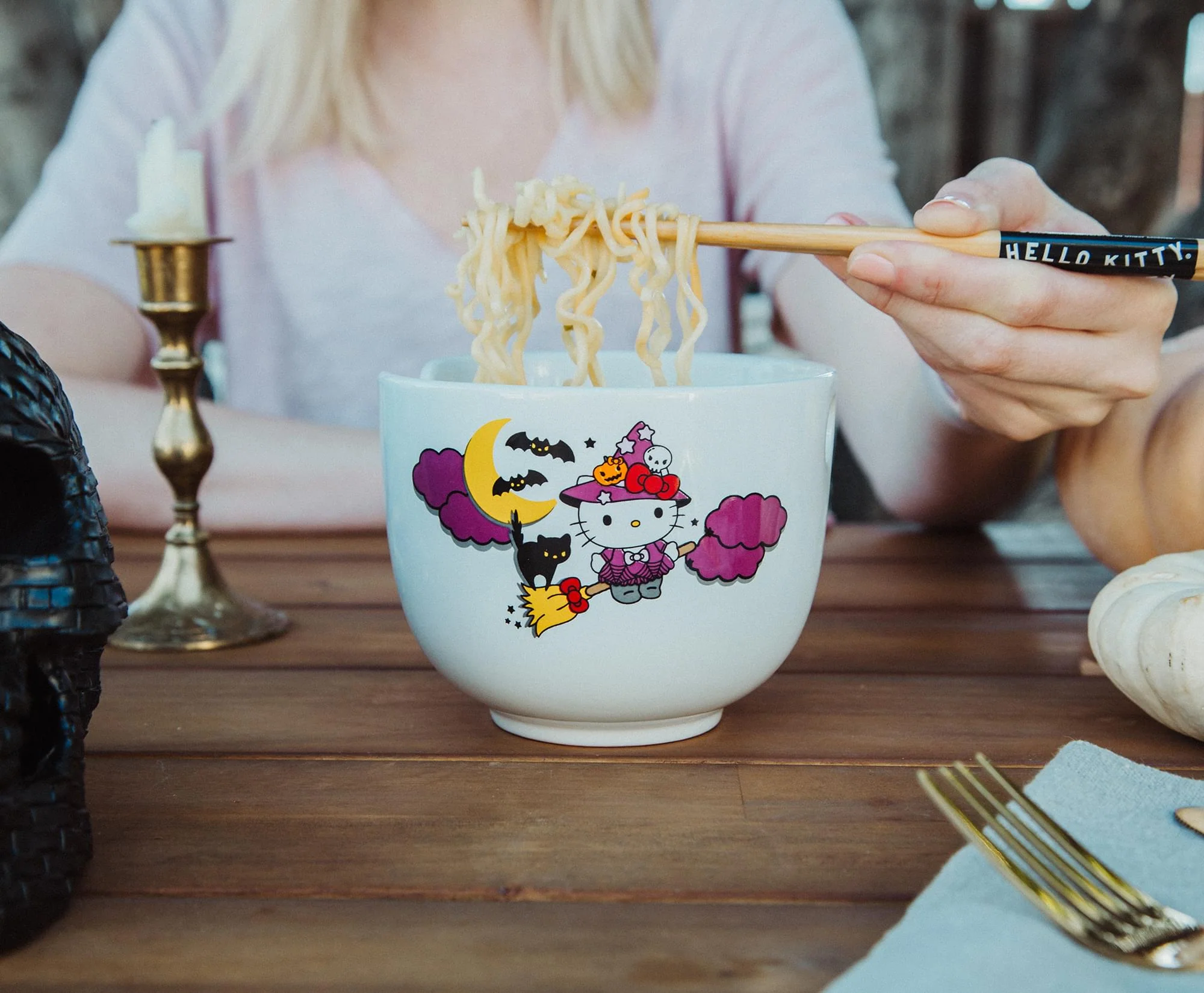 Sanrio Hello Kitty Witch 20-Ounce Ceramic Ramen Bowl and Chopstick Set - Image 4
