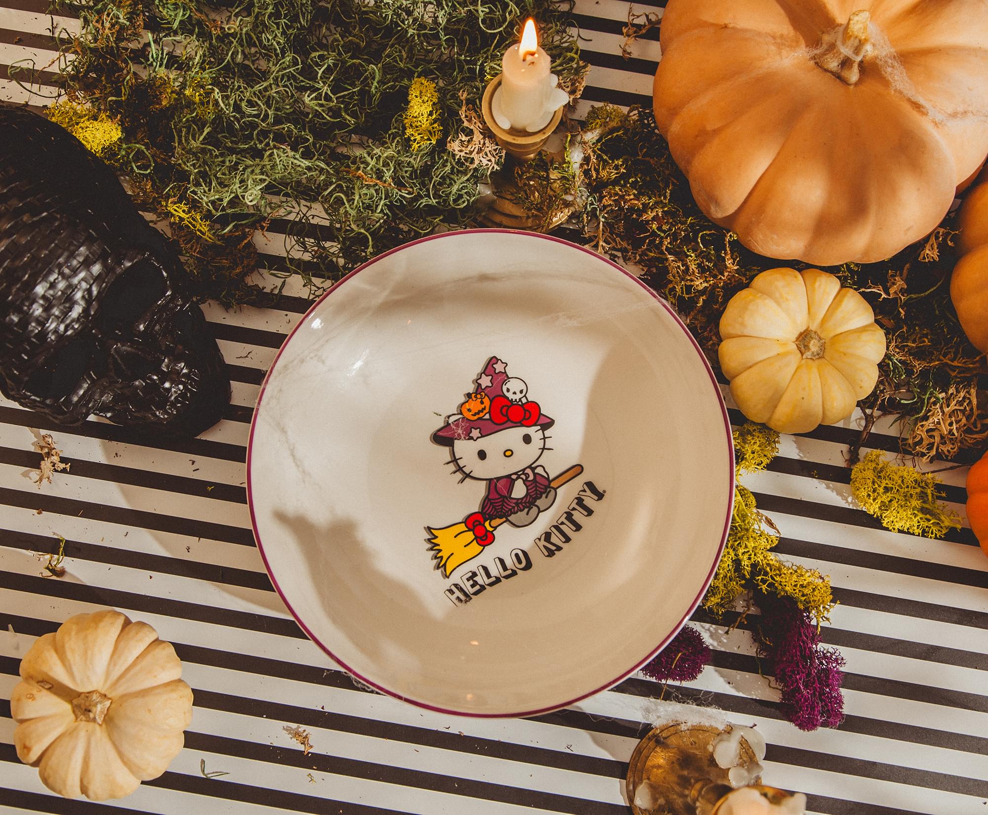 Sanrio Hello Kitty Witch 9-Inch Ceramic Coupe Dinner Bowl - Image 7