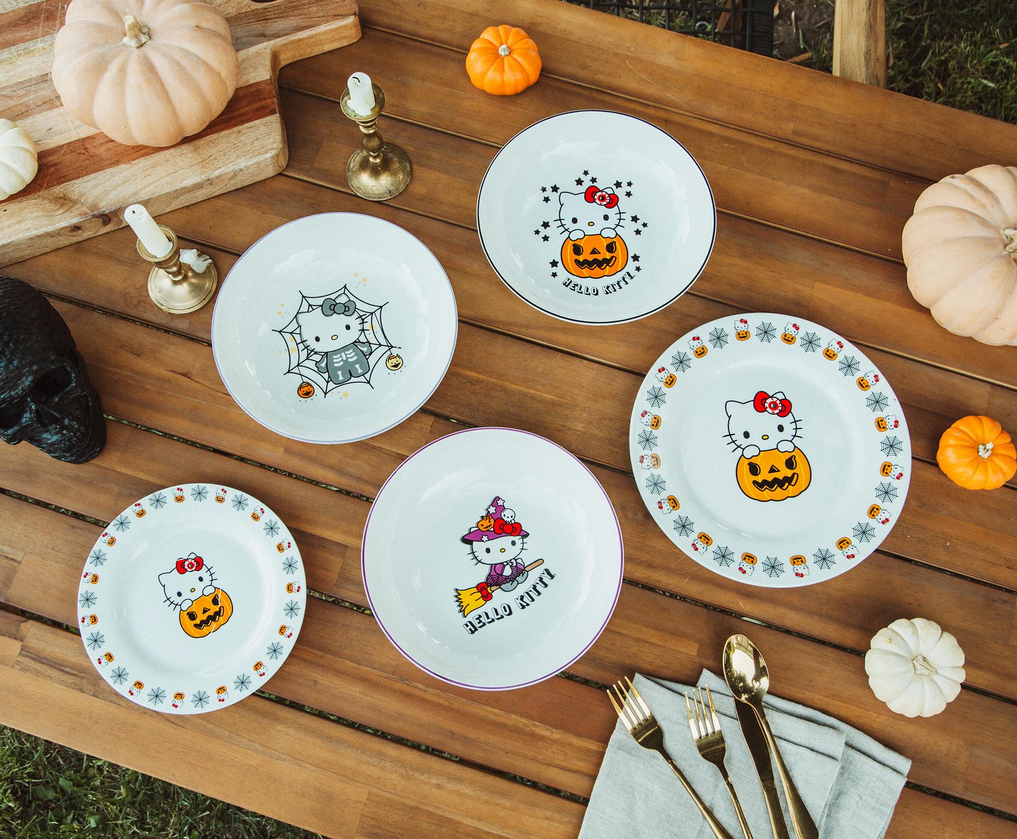 Sanrio Hello Kitty Witch 9-Inch Ceramic Coupe Dinner Bowl - Image 9