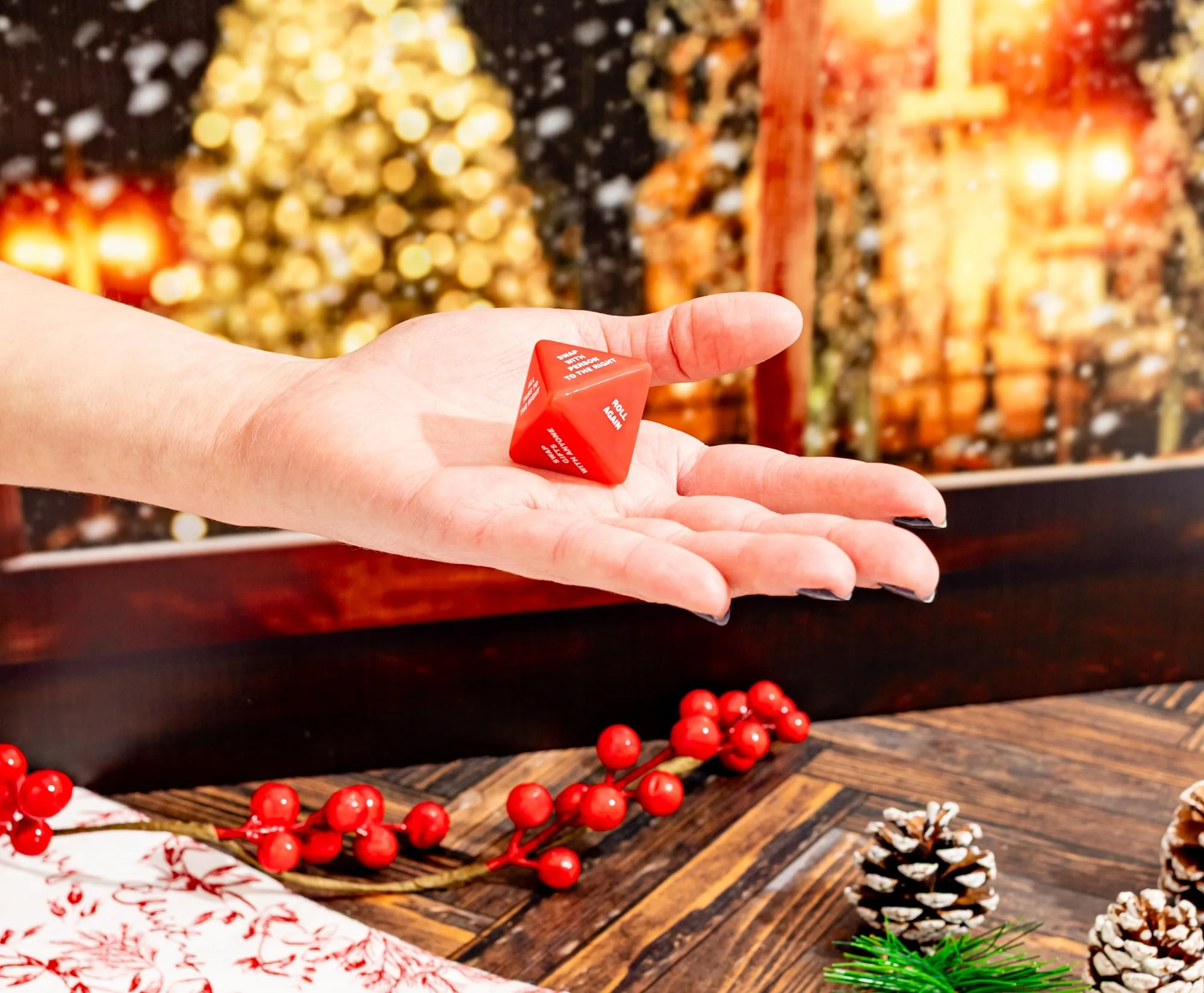 Santa Swap 8-Sided Mini Dice Rolling Game - Image 4