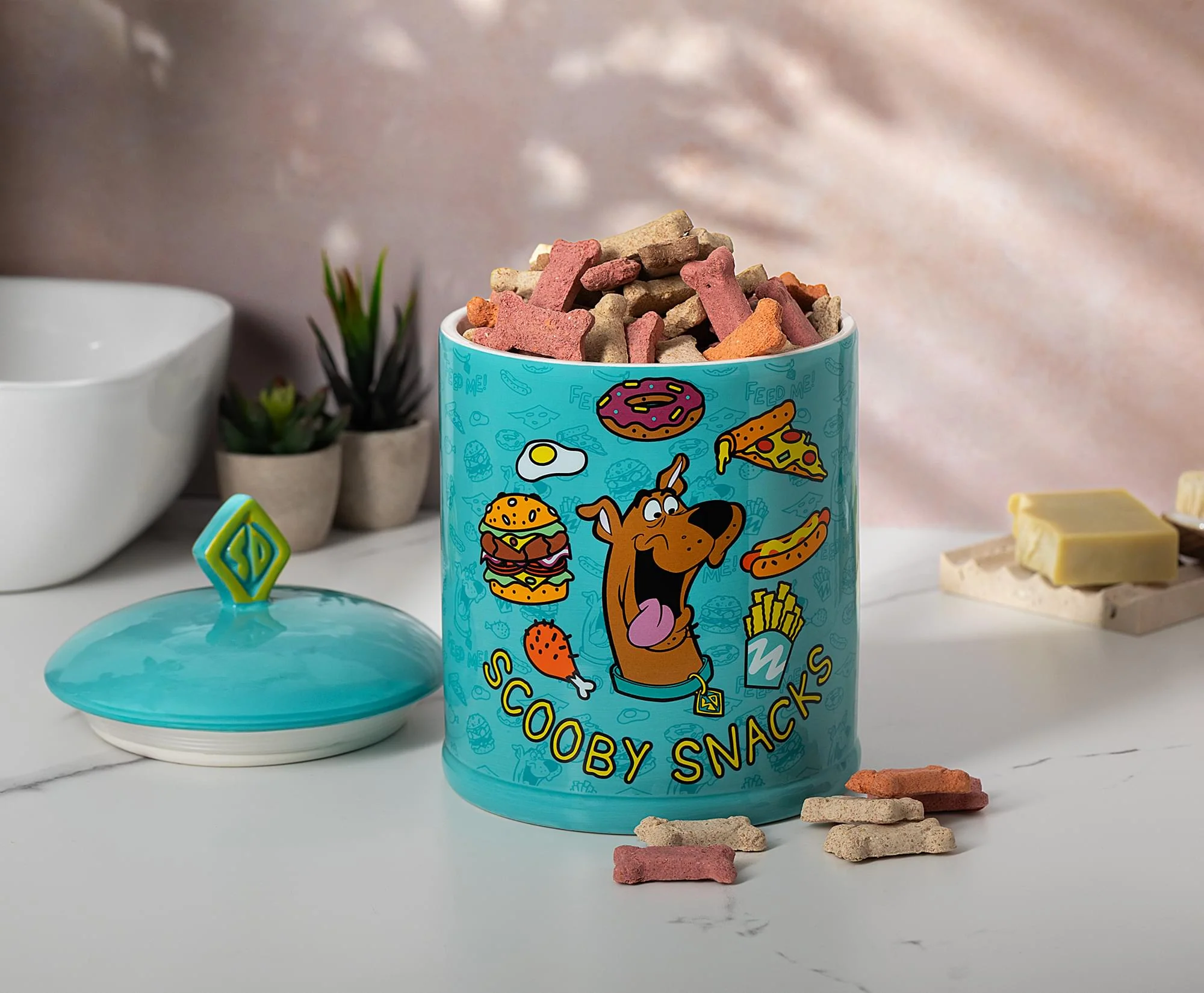 Scooby-Doo Food Pattern 10-inch Ceramic Snack Jar - Image 6