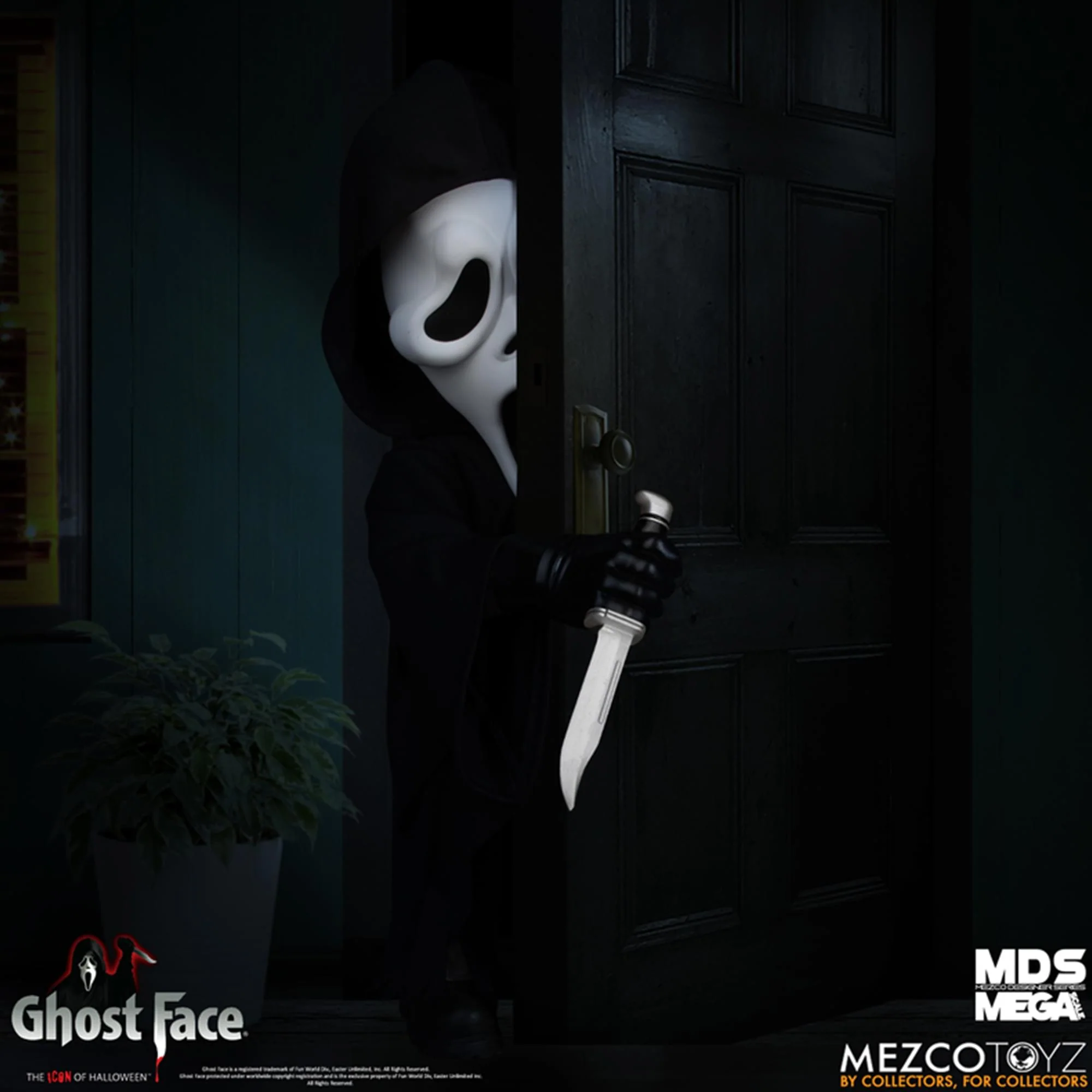 Scream 15 Inch MDS Mega Scale Ghost Face Figure - Image 6