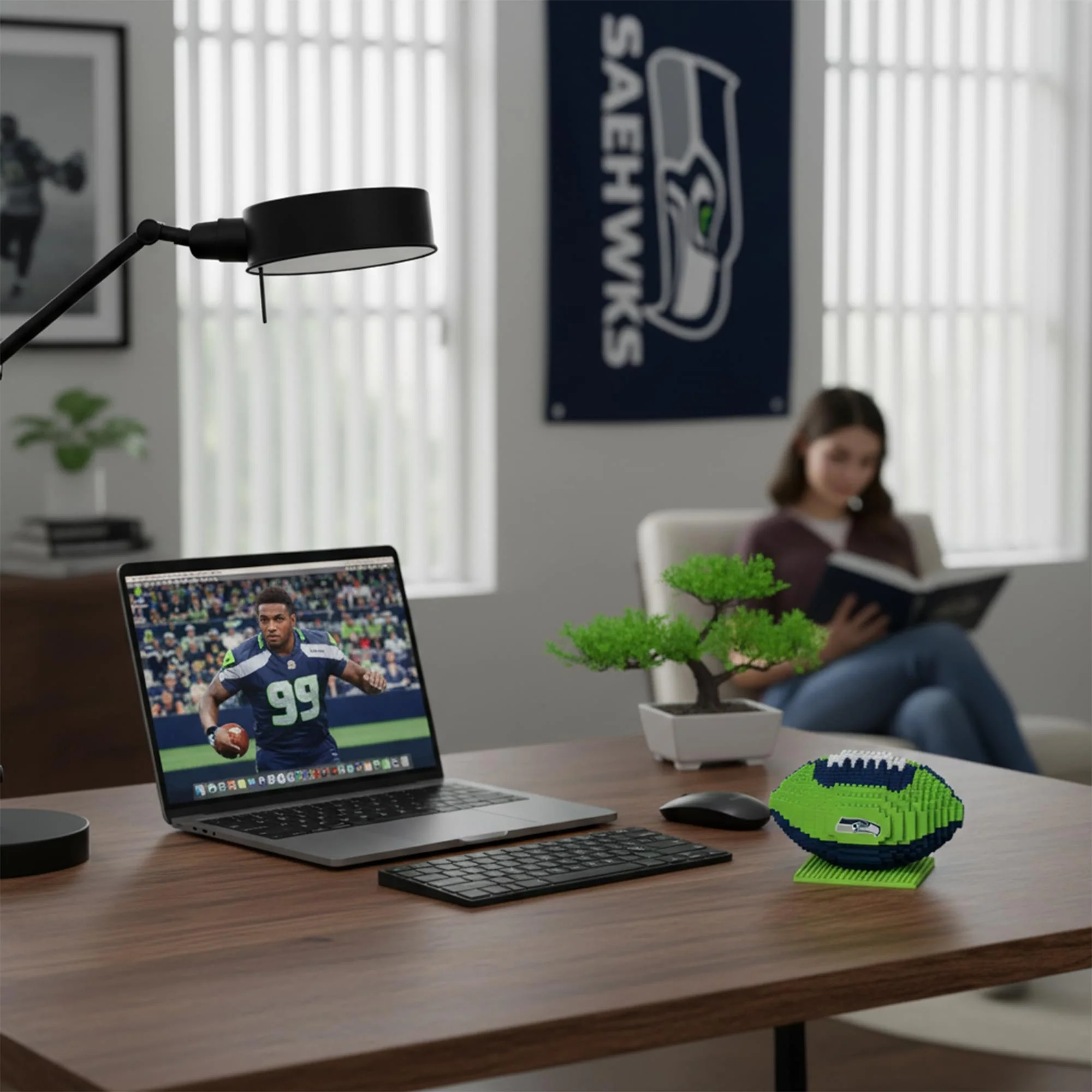Seattle Seahawks NFL BRXLZ Football 704-Piece Building Block Set - Image 5