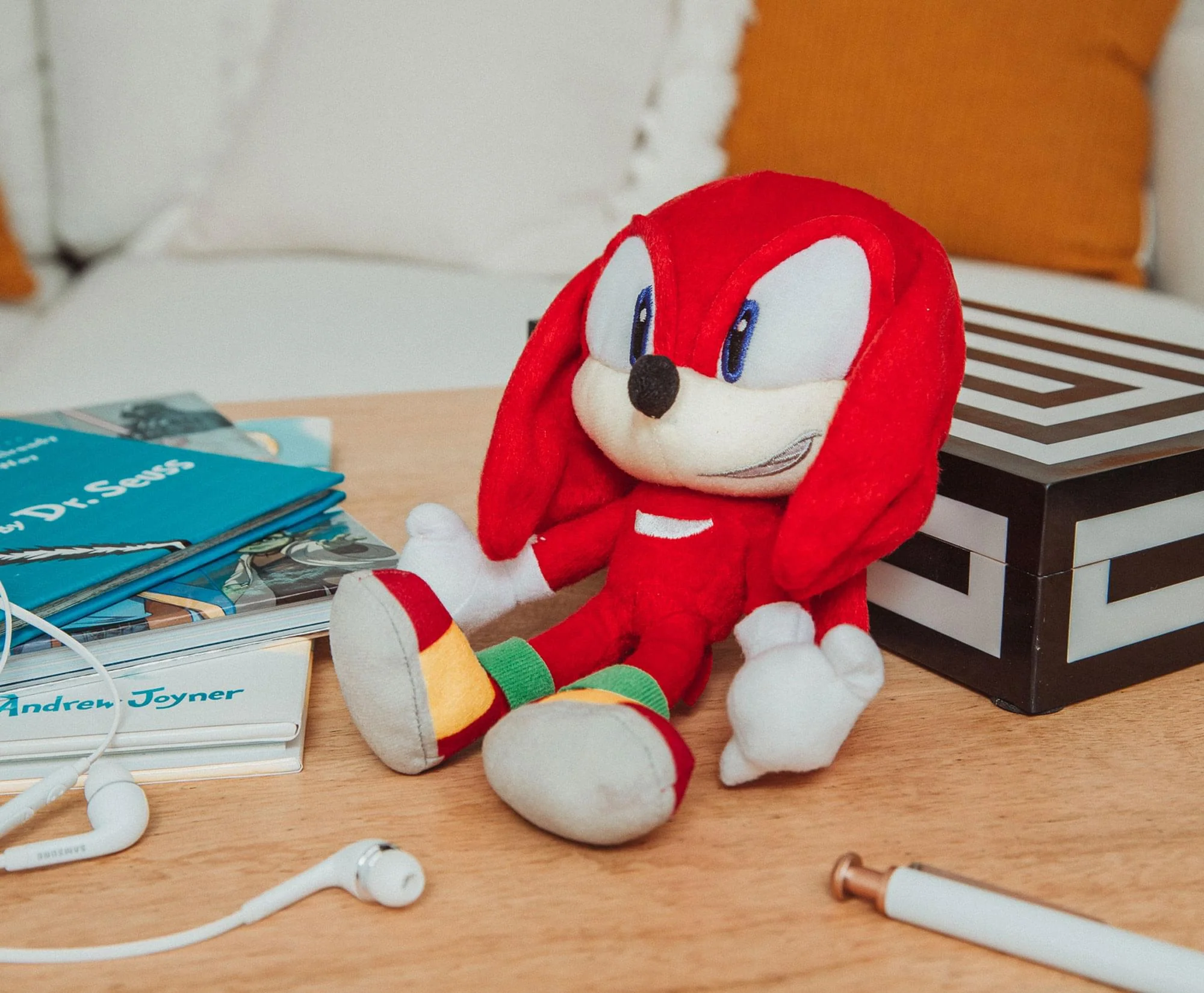 Sonic the Hedgehog 8-Inch Character Plush Toy | Knuckles the Echidna - Image 7