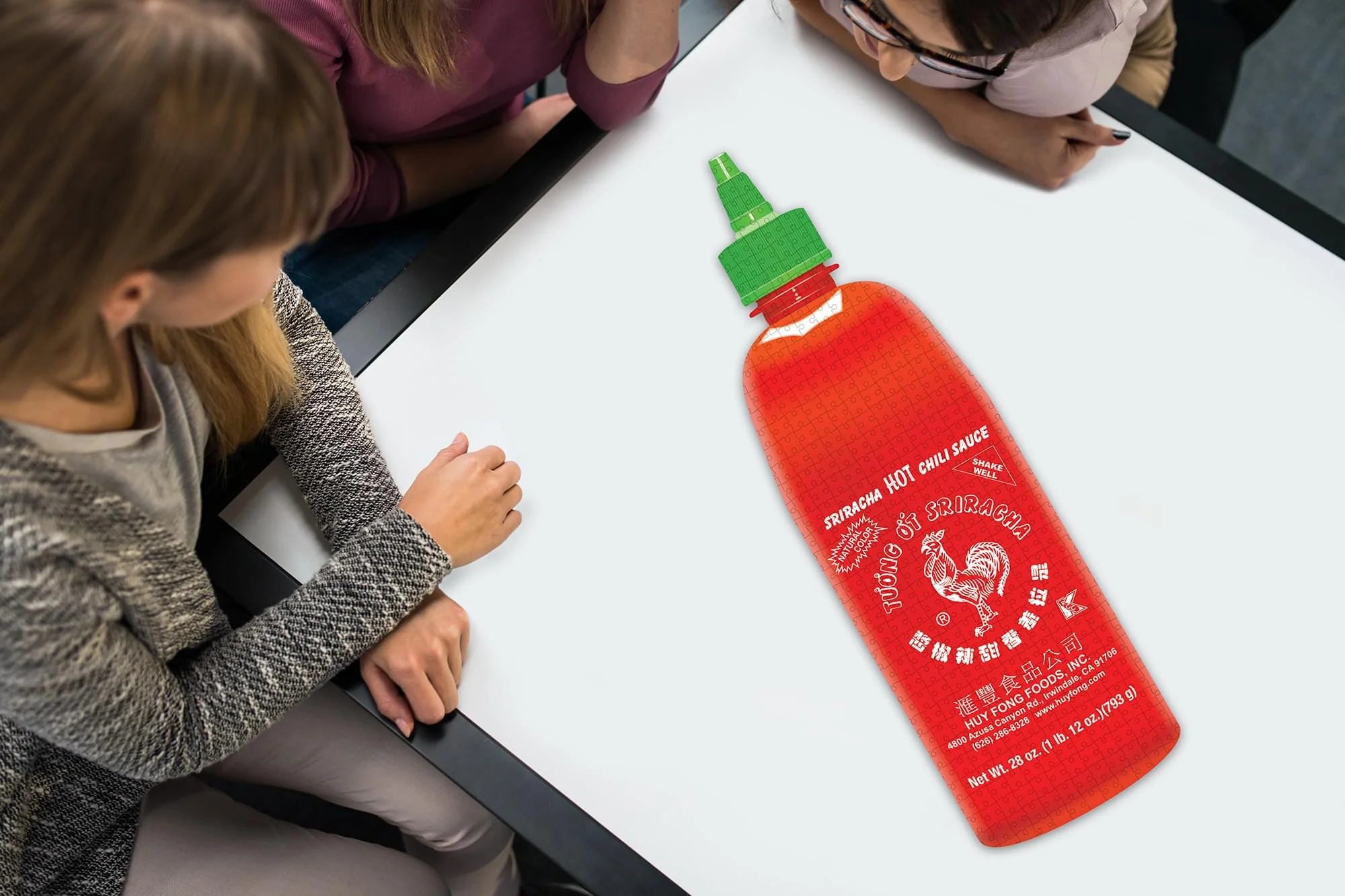 Sriracha Hot Sauce Bottle Shaped 1000 Piece Jigsaw Puzzle - Image 6