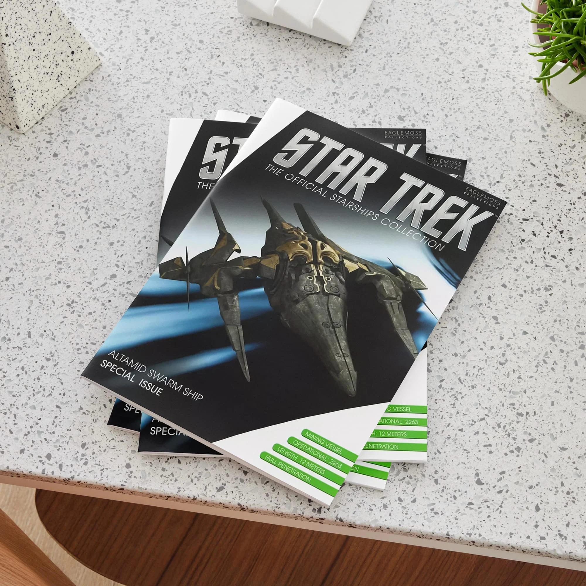Eaglemoss Star Trek Starships Altamid Swarm Ship Magazine - Image 4