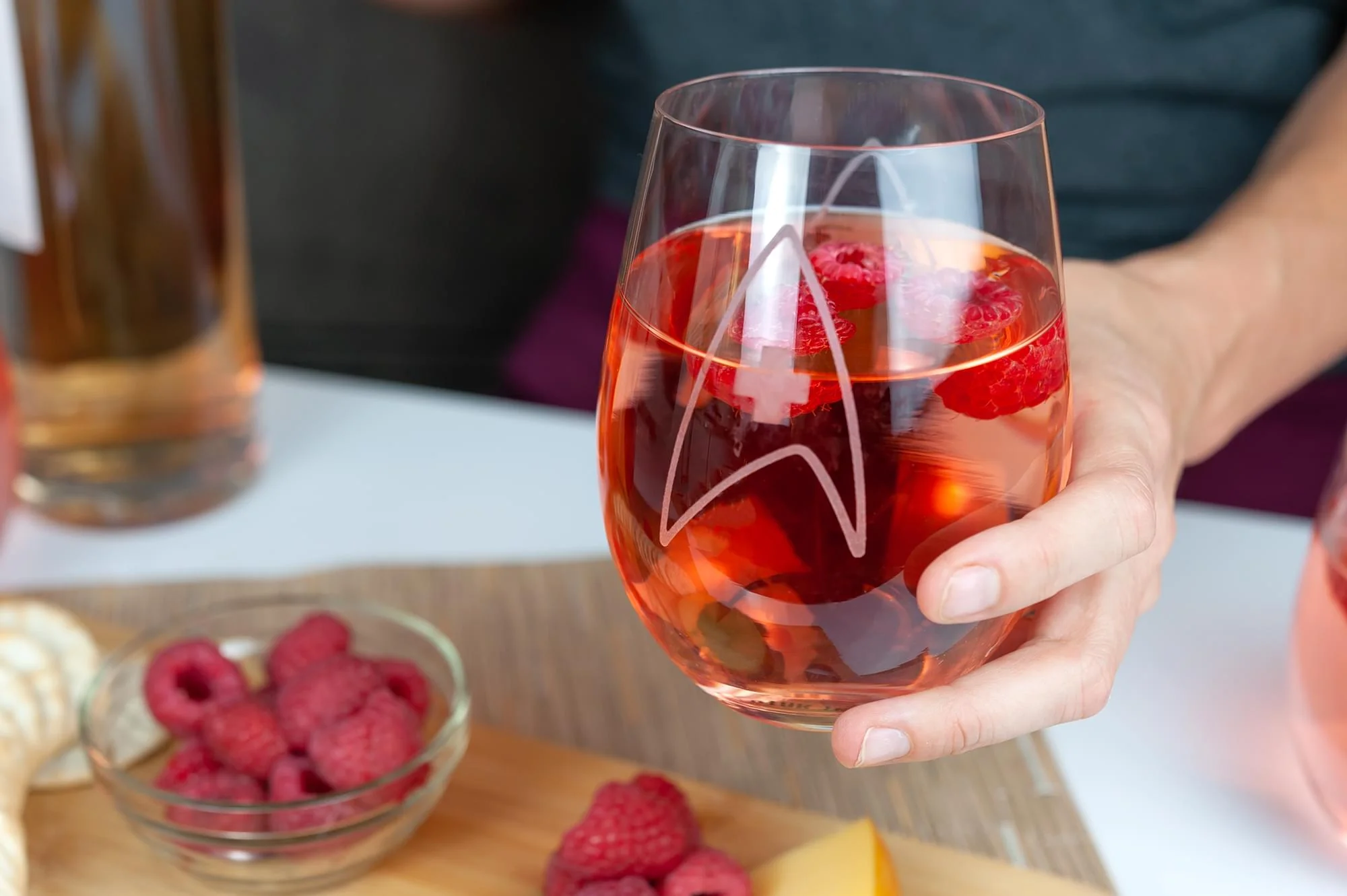 Star Trek Stemless Wine Glass Decorative Etched Medical Emblem | Holds 20 Ounces - Image 6