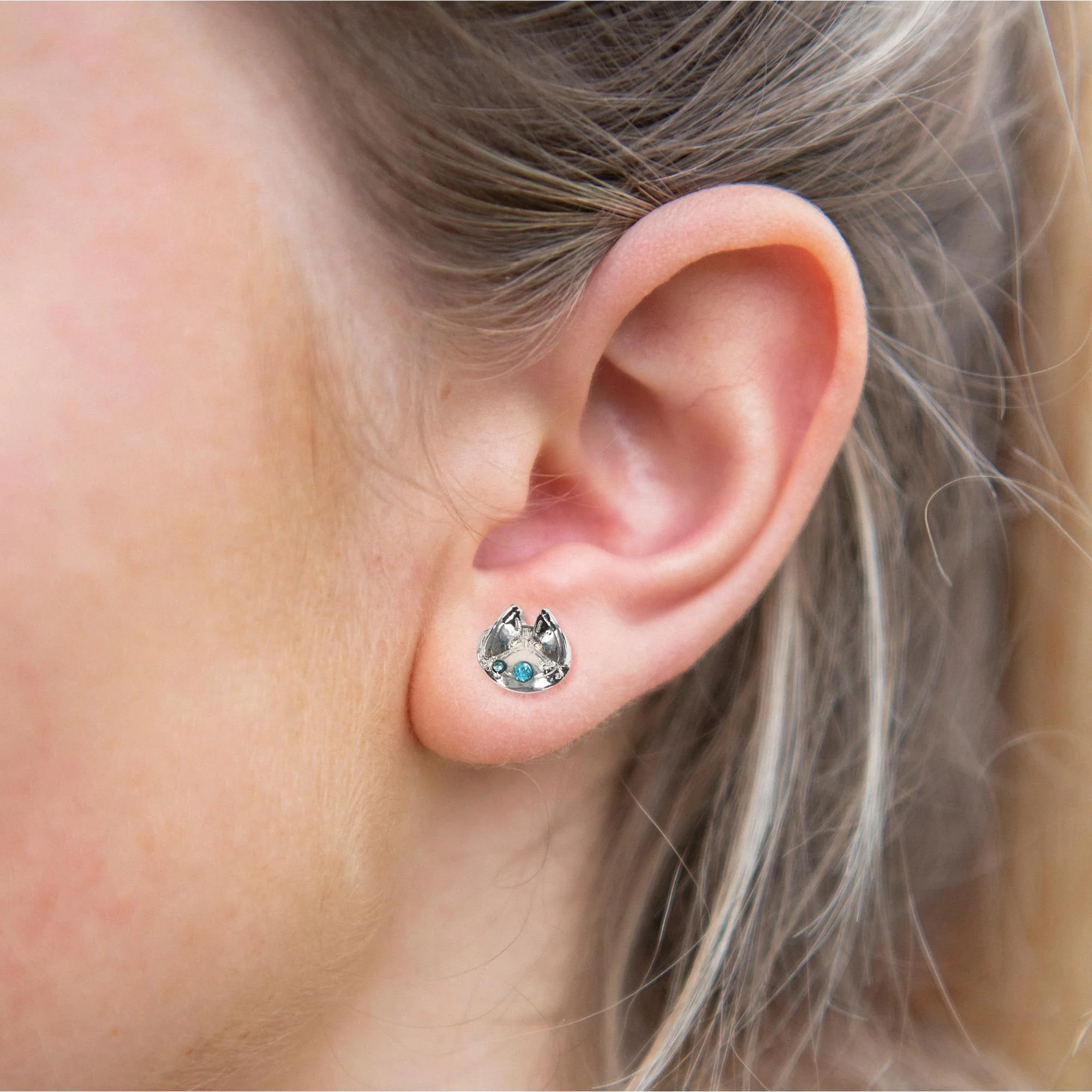 Star Wars 3 Pack Earring Set, Lola - Droid, Inquisitor logo and Obi Wan Com Device. - Image 5