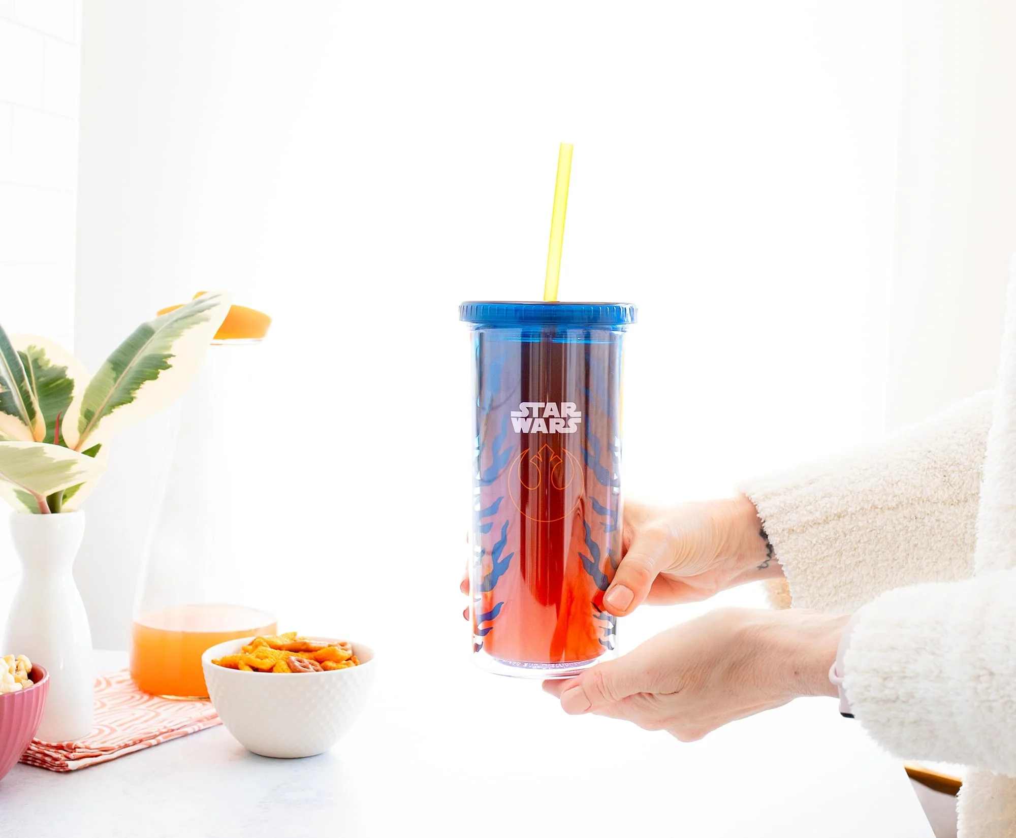 Star Wars Ahsoka Tano Carnival Cup With Lid and Straw | Holds 20 Ounces - Image 8