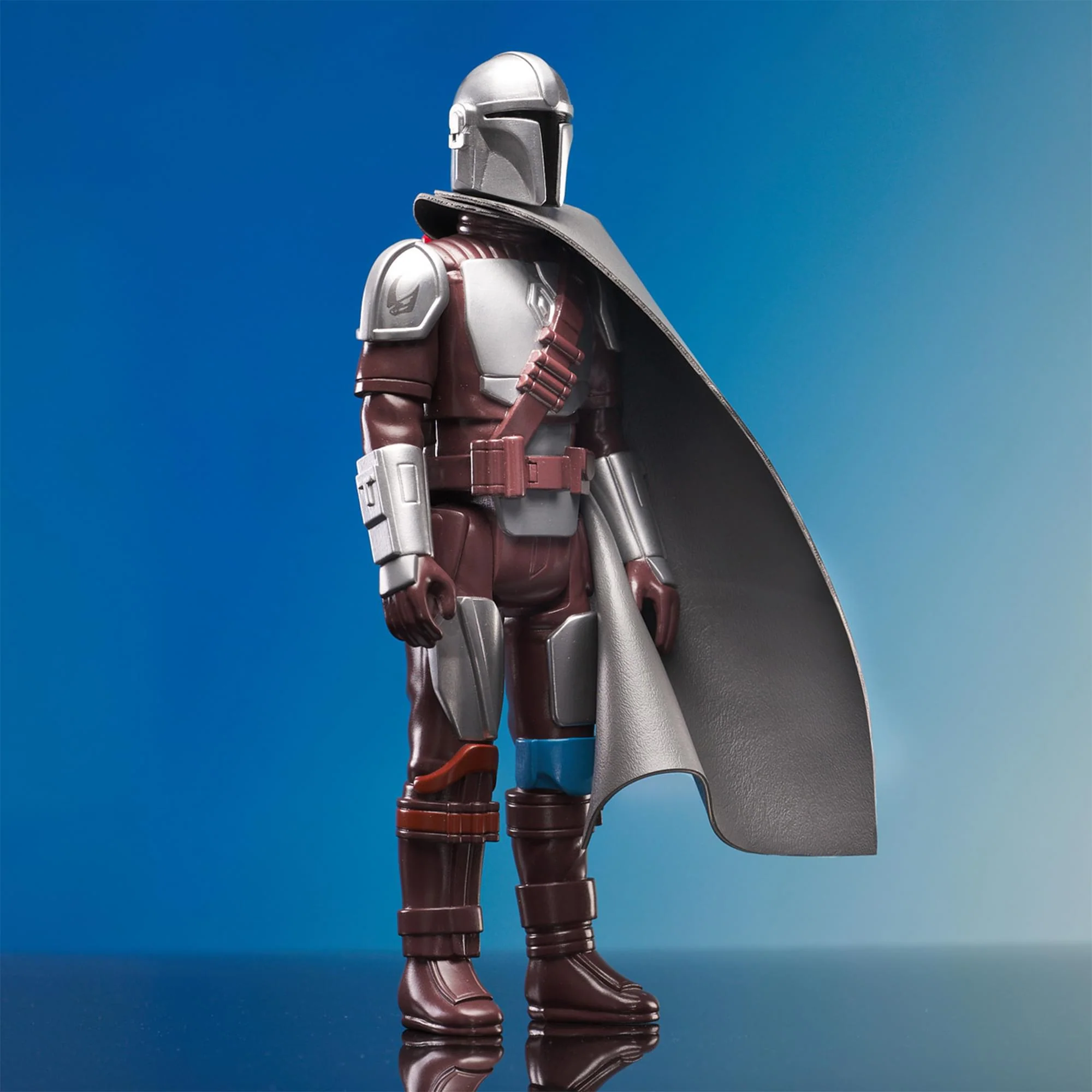 Star Wars Beskar Mandalorian 12 Inch Jumbo Figure - Image 4