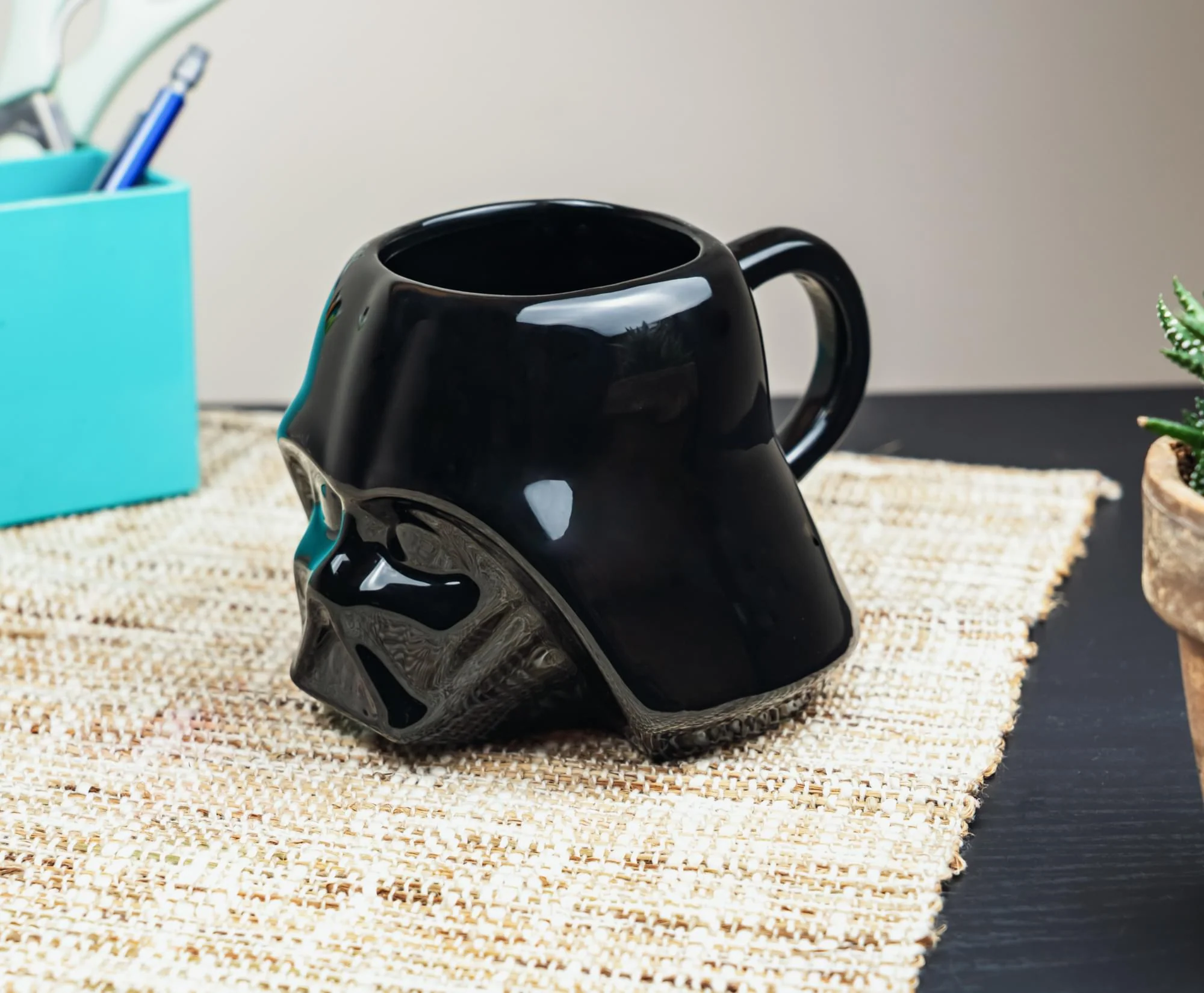 Star Wars Darth Vader 3D Sculpted Ceramic Mug | Holds 20 Ounces - Image 7