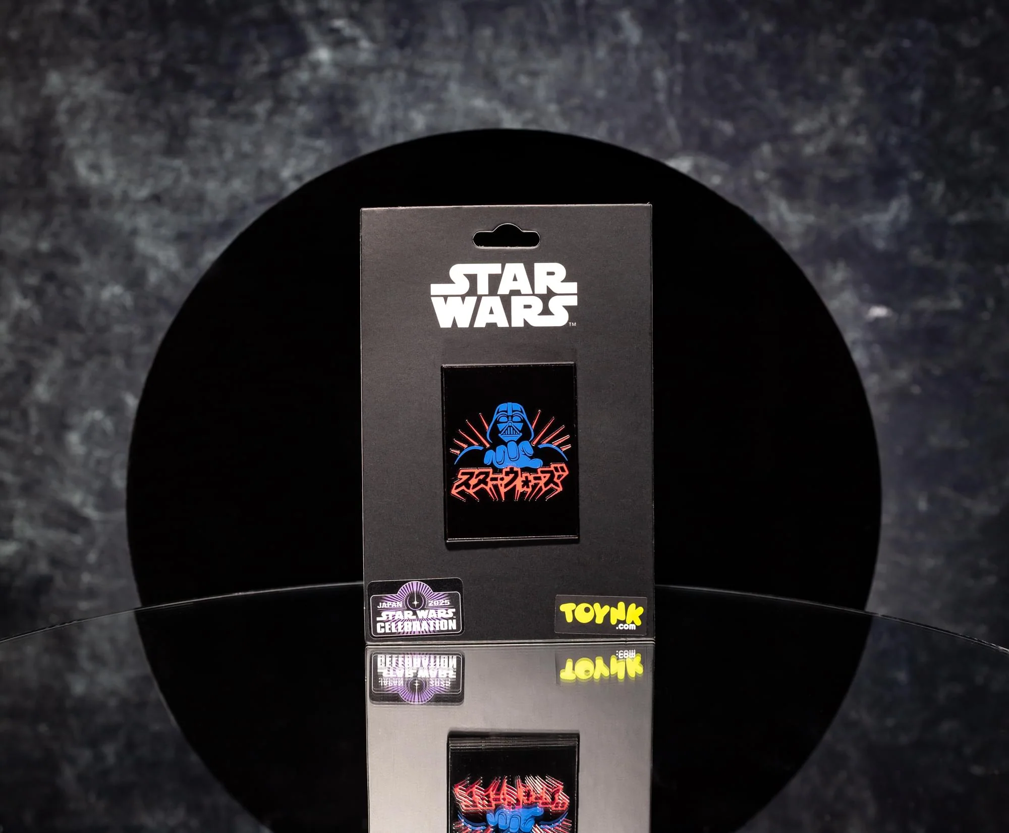 Star Wars Darth Vader Commanding JapaneseĀ Enamel Pin | SWC 2025 Exclusive - Image 4