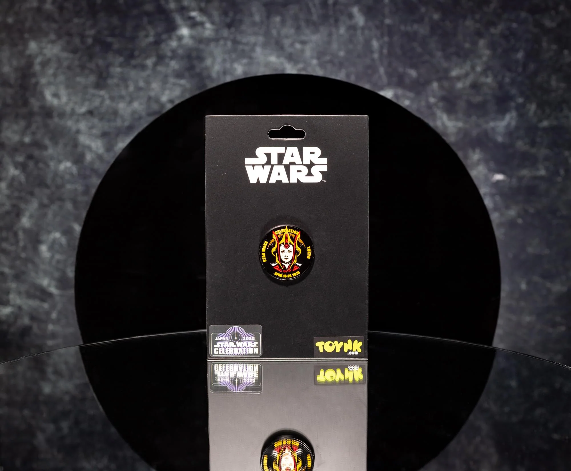 Star Wars Queen Amidala English Enamel Pin | SWC 2025 Exclusive - Image 4