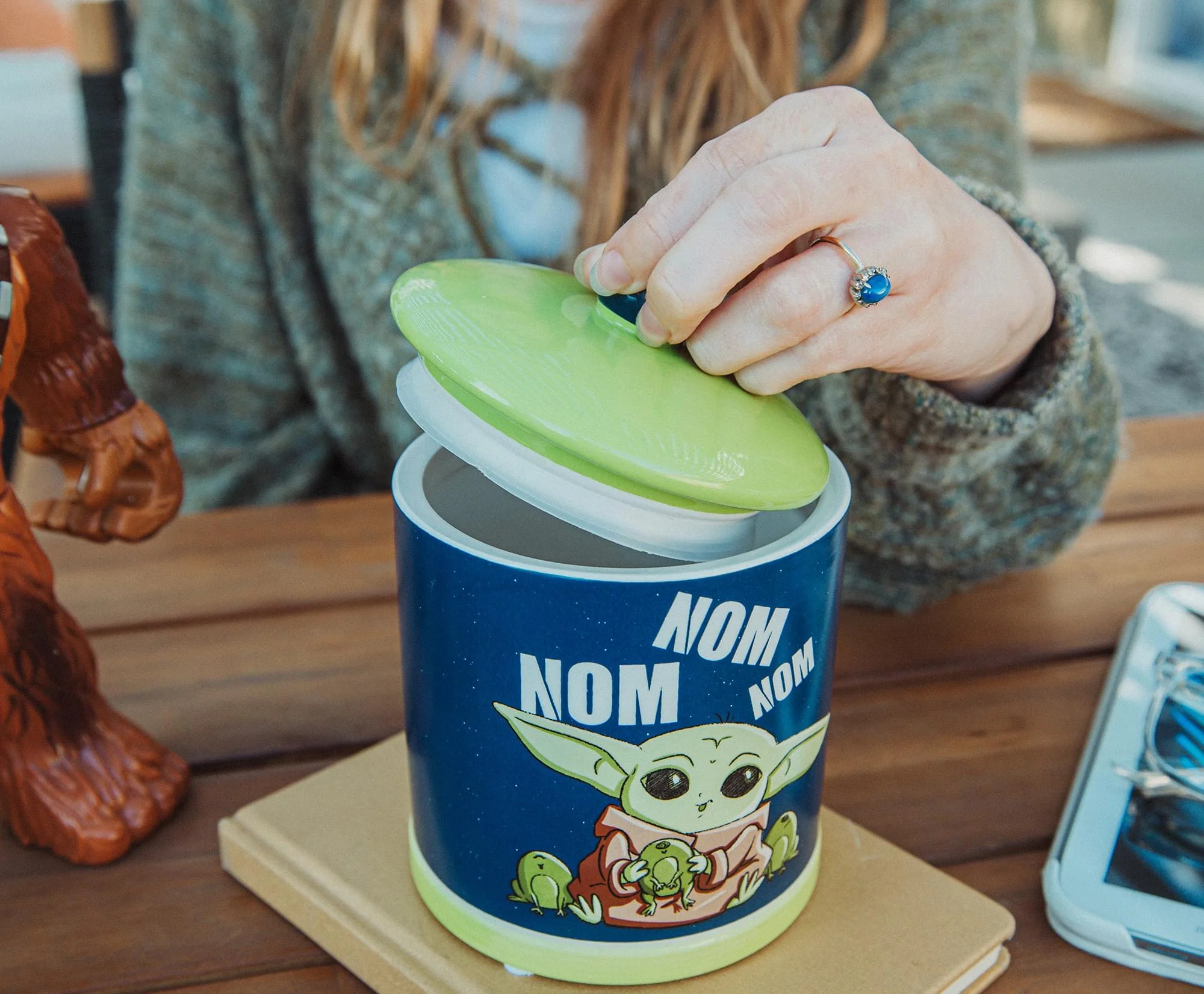 Star Wars: The Mandalorian Grogu "Nom Nom Nom" Frogs Ceramic Cookie Jar - Image 5