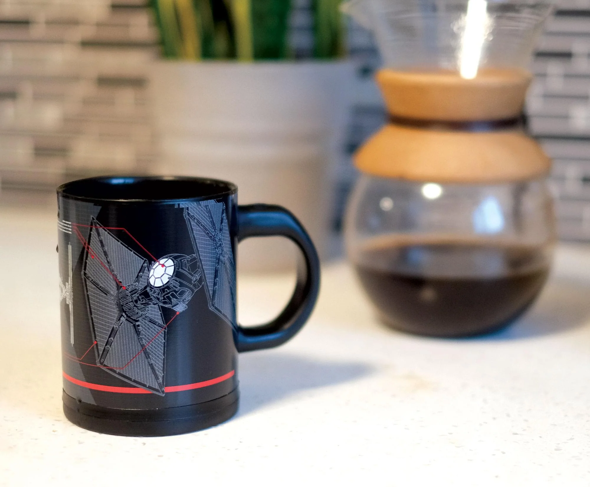 Star Wars Tie Fighter Self-Stirring 12 Ounce Travel Mug - Image 6