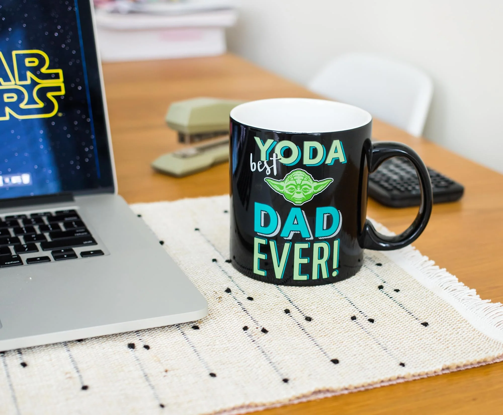 Star Wars "Yoda Best Dad Ever" Ceramic Mug | Holds 20 Ounces | Toynk Exclusive - Image 6