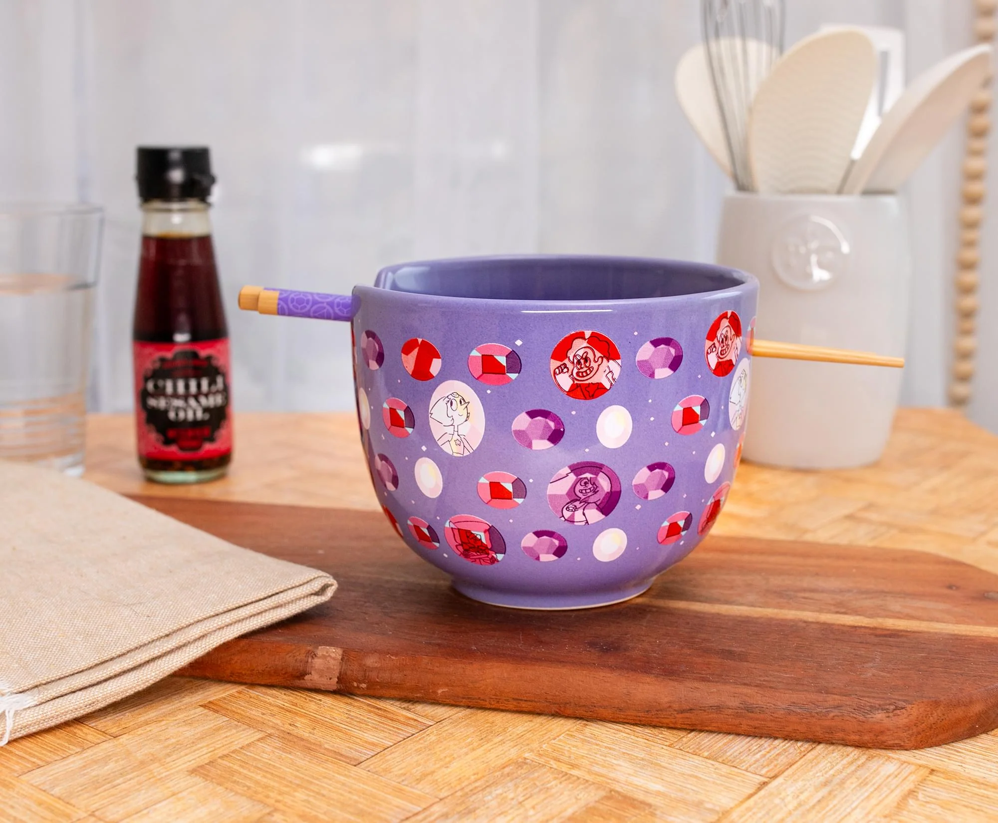 Steven Universe Crystal Gems 20-Ounce Ceramic Ramen Bowl and Chopstick Set - Image 3