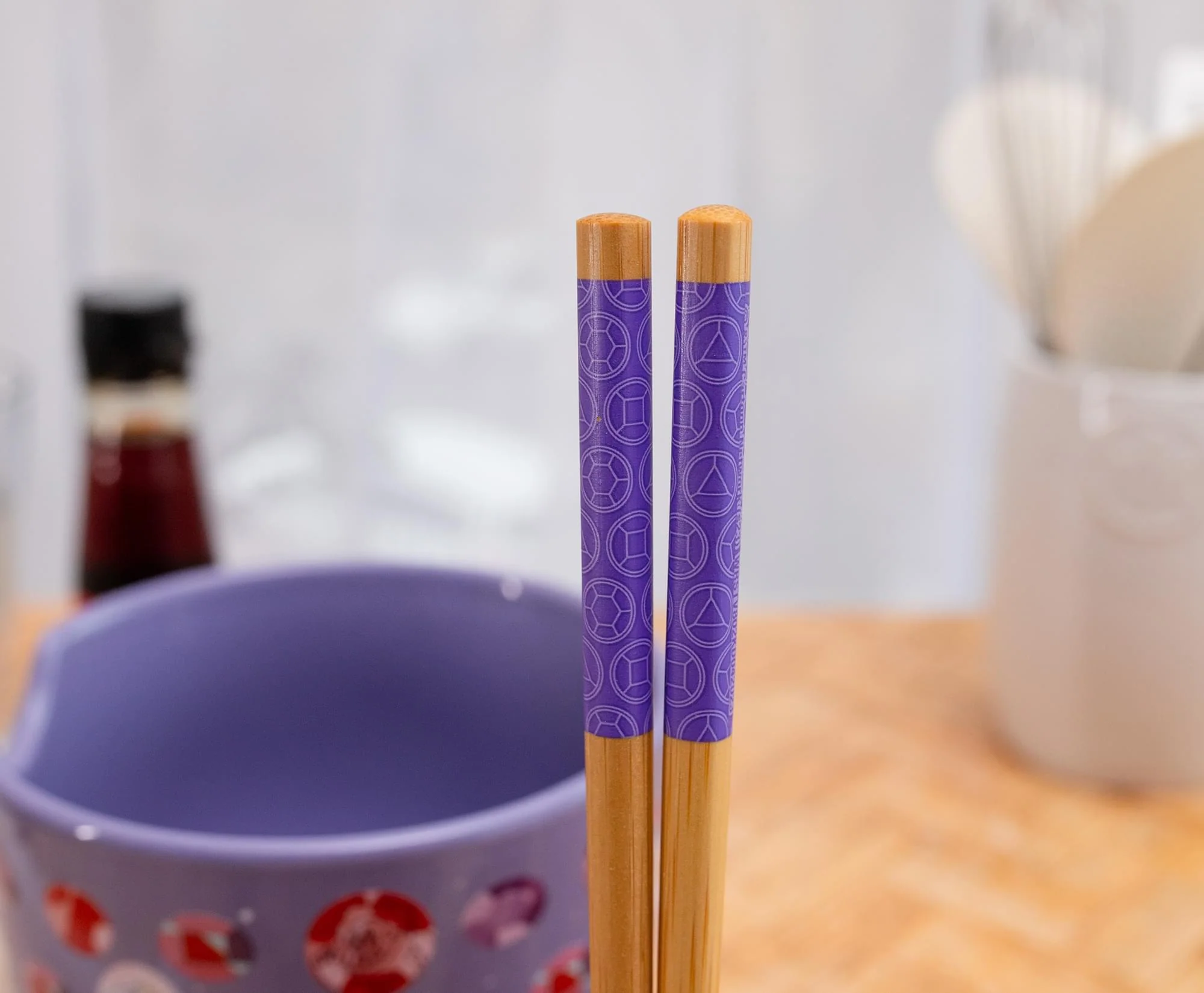 Steven Universe Crystal Gems 20-Ounce Ceramic Ramen Bowl and Chopstick Set - Image 5