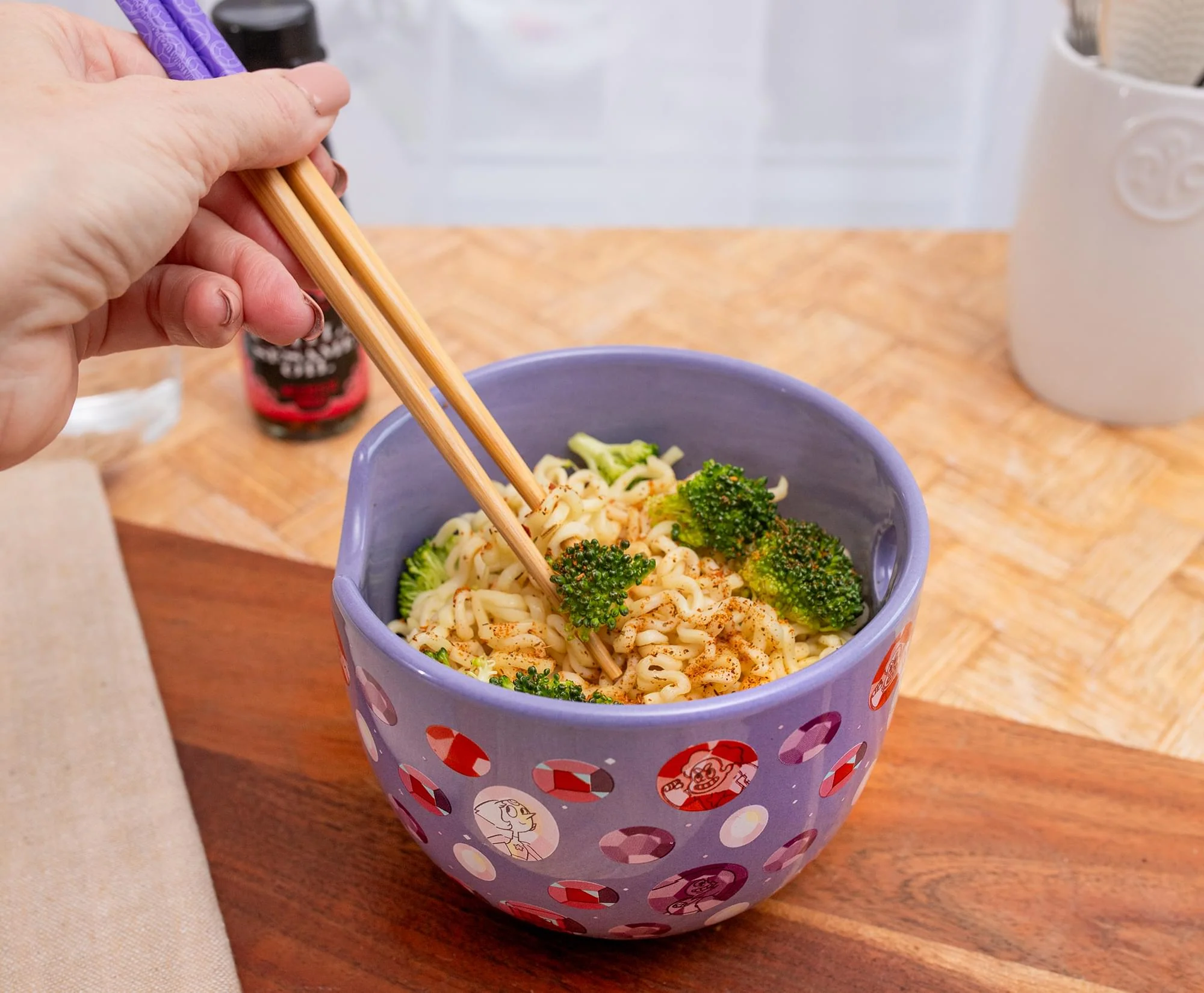 Steven Universe Crystal Gems 20-Ounce Ceramic Ramen Bowl and Chopstick Set - Image 6