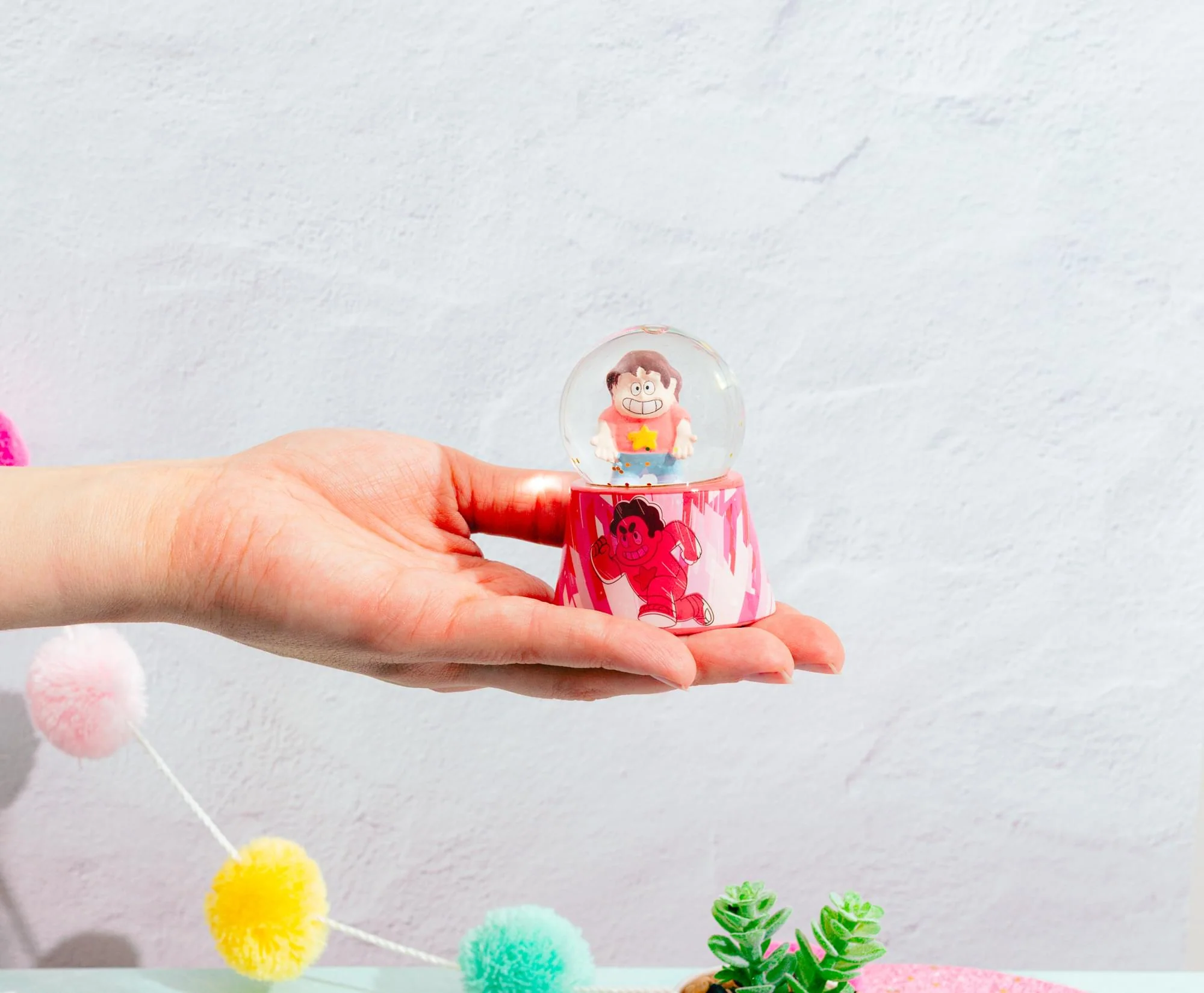 Steven Universe Mini Light-Up Snow Globe | 3 Inches Tall - Image 8