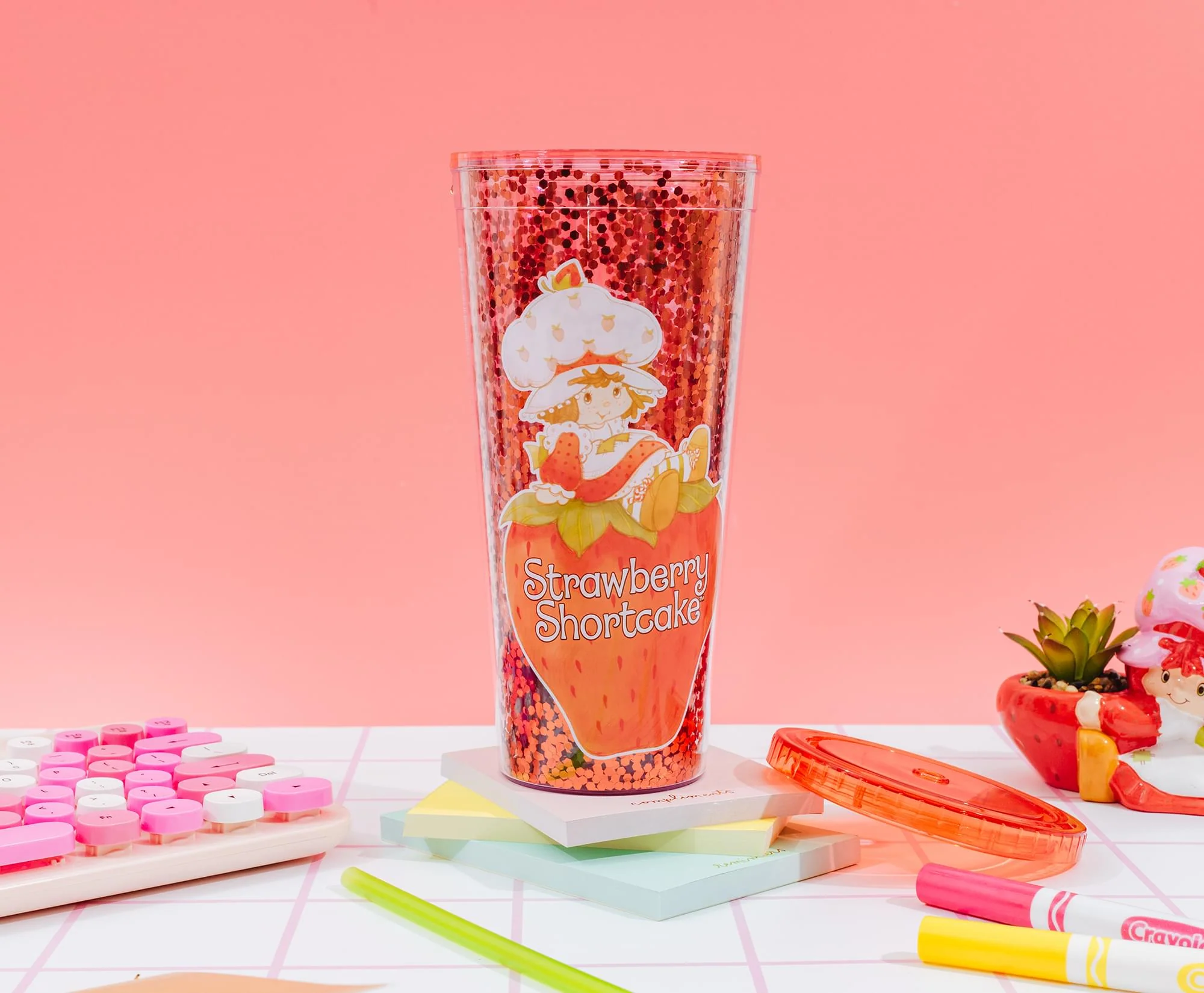 Strawberry Shortcake 32-Ounce Confetti Carnival Cup With Lid and Straw - Image 8