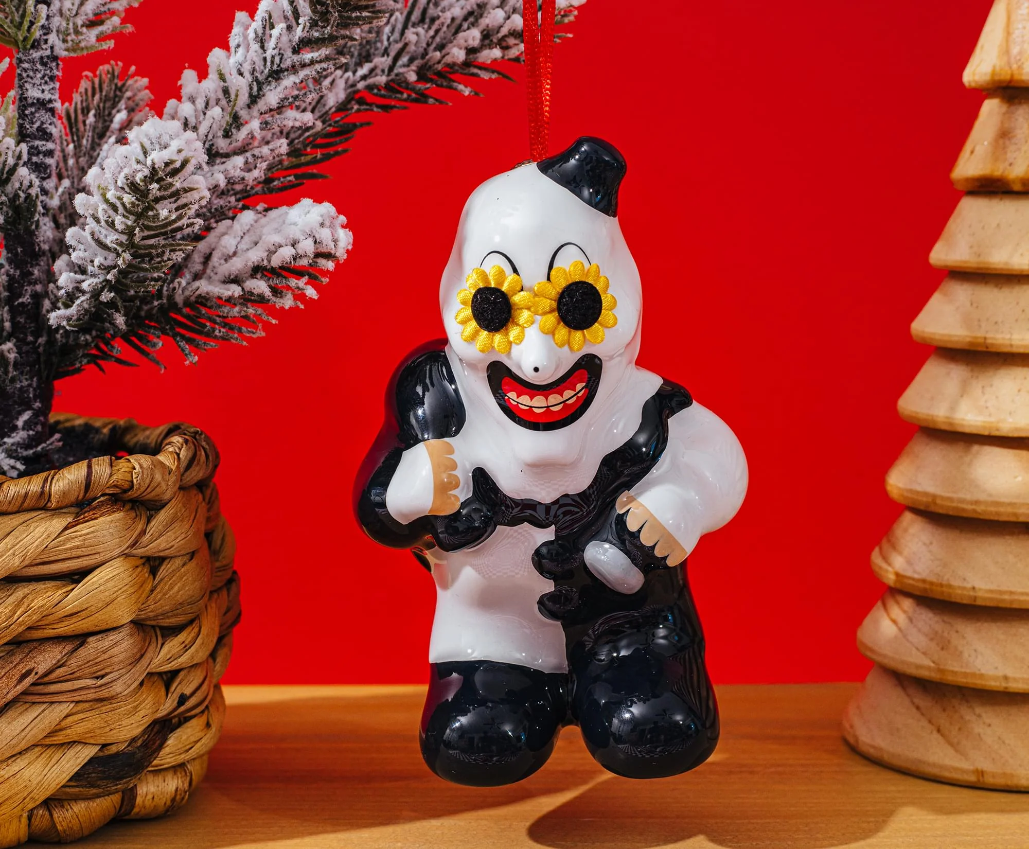 Terrifier Art The Clown 4-Inch Shatterproof Decoupage Ornament - Image 7