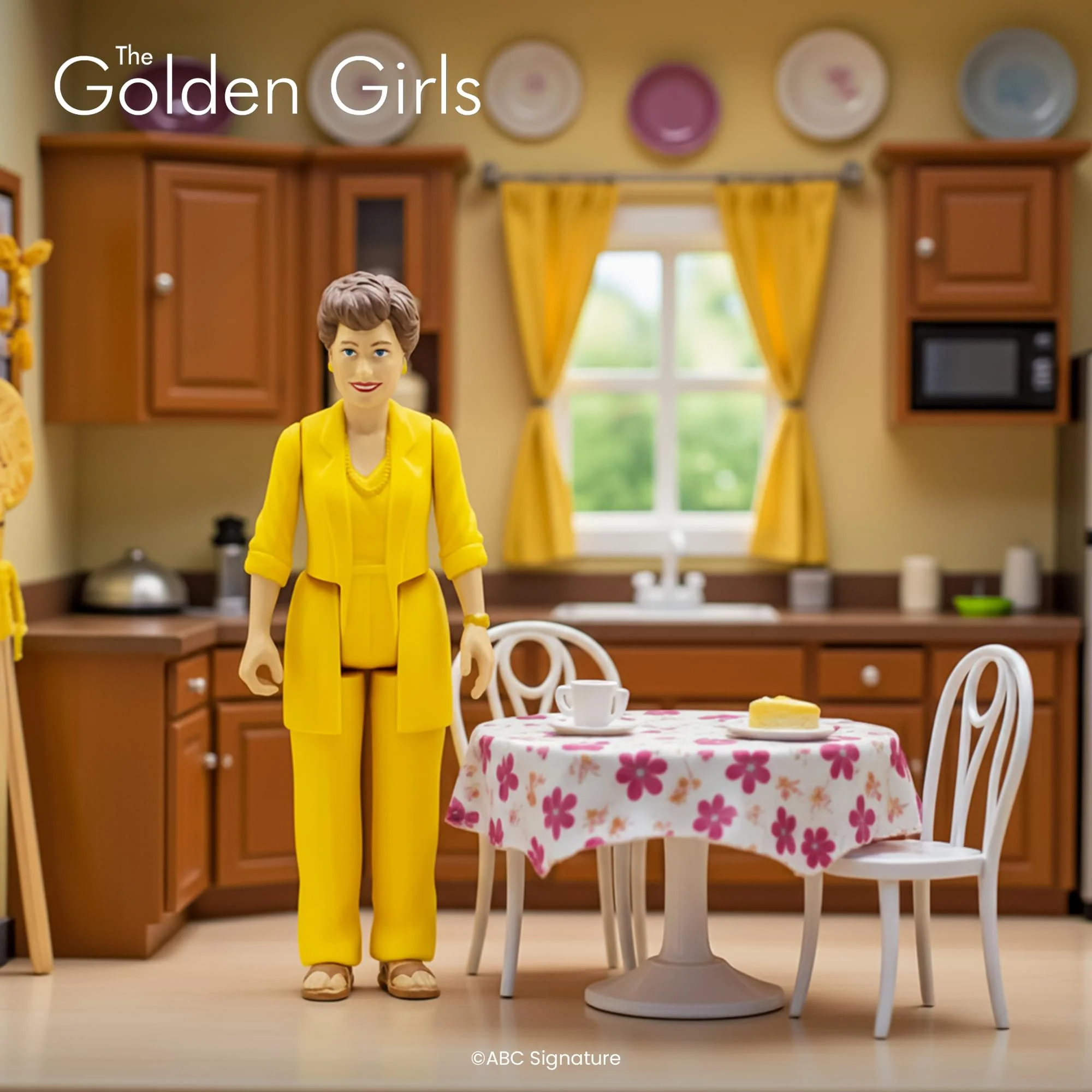 The Golden Girls Blanche Devereaux 3.75-Inch Retro Action Figure - Image 5