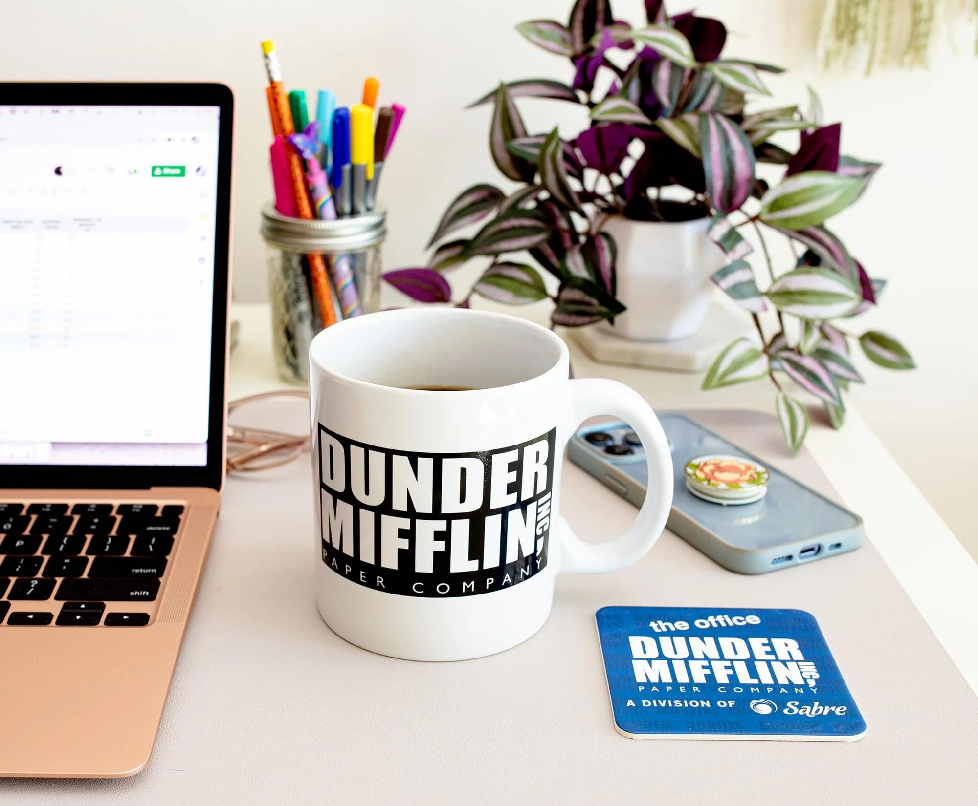 The Office Dunder Mifflin "World's Best Boss" Ceramic Mug | Holds 20 Ounces - Image 8