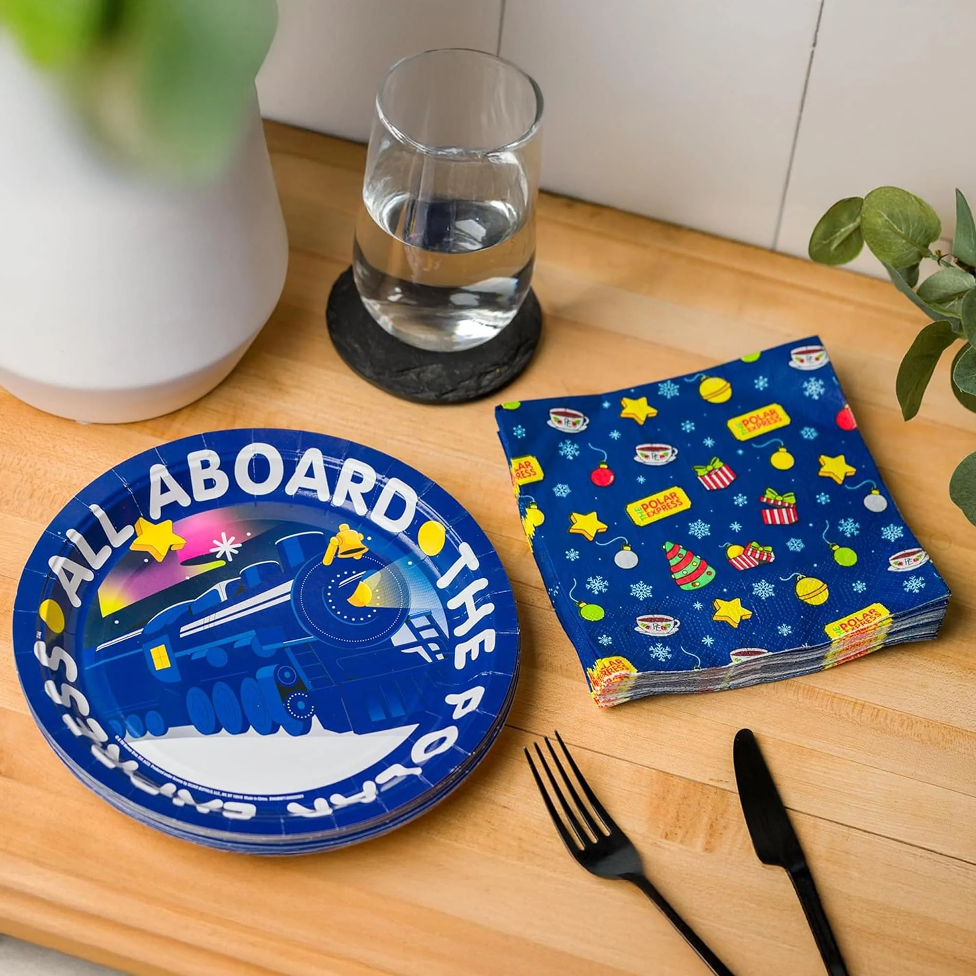 The Polar Express 32 Count Paper Napkin And Plate Party Pack - Image 6