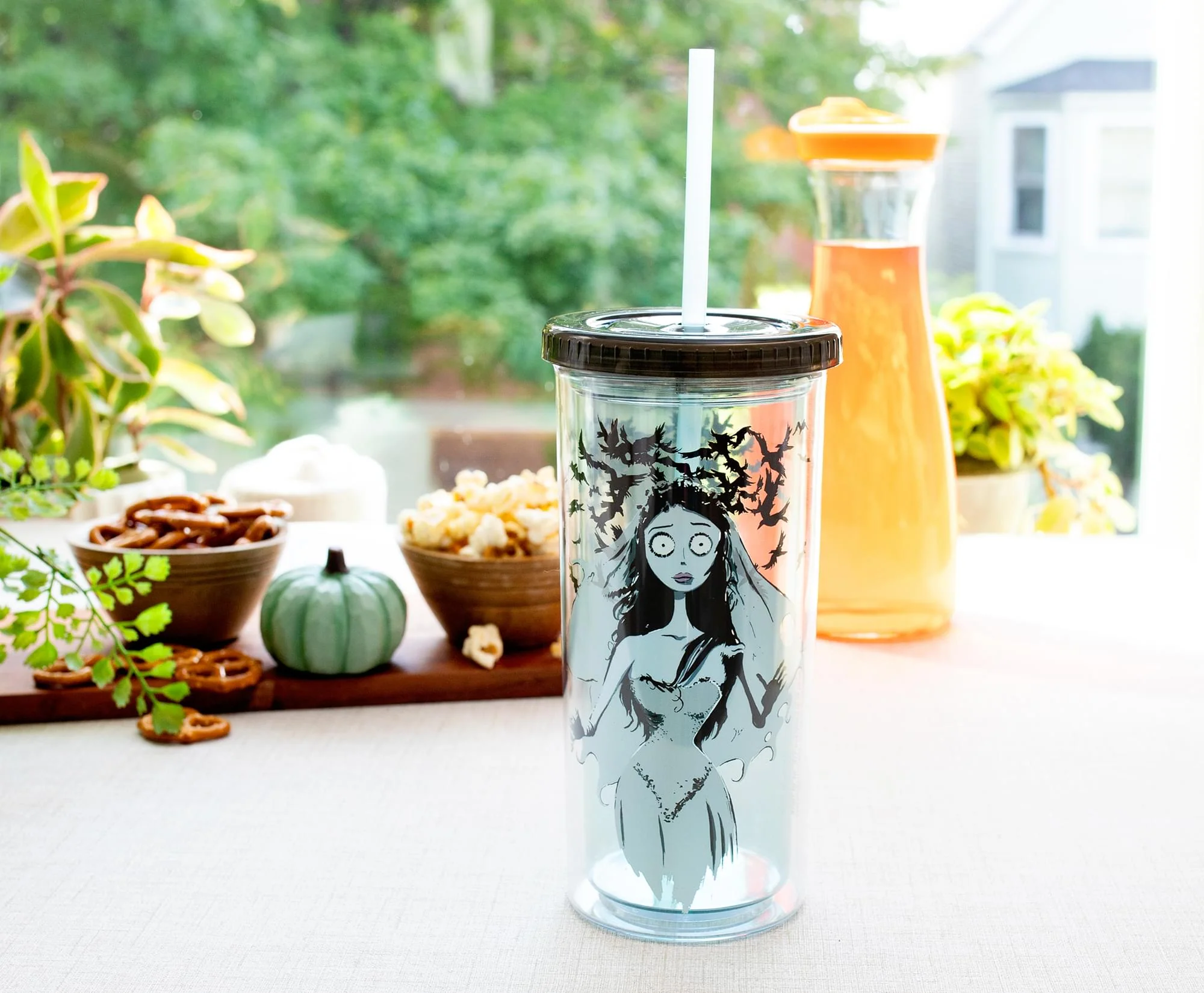 Tim Burton's Corpse Bride Emily 20-Ounce Carnival Cup With Lid and Straw - Image 4