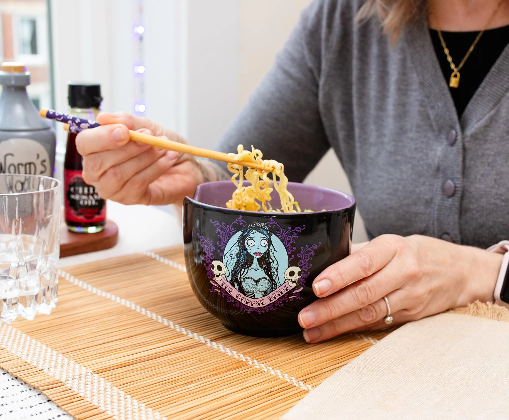 Tim Burton's Corpse Bride Emily 20-Ounce Ramen Bowl and Chopstick Set - Image 7